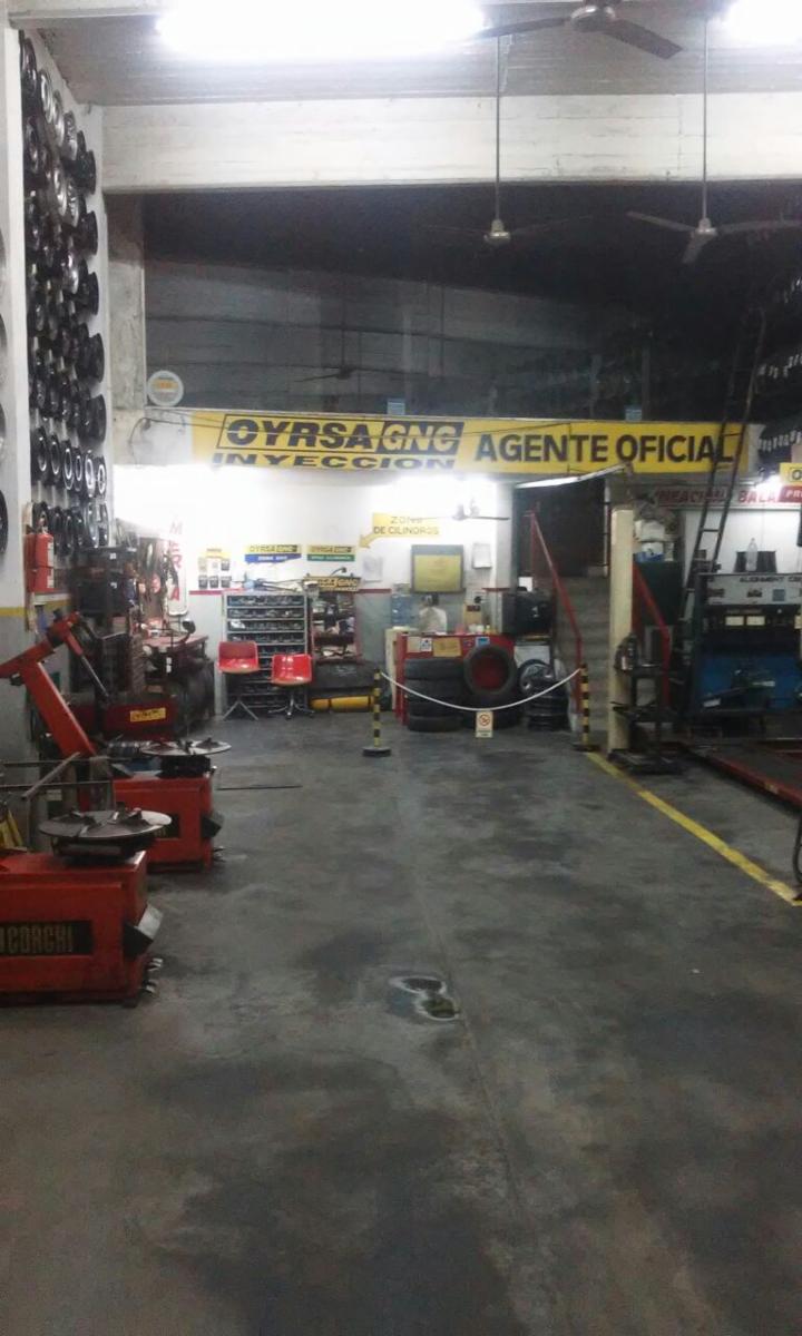VENTA O ALQUILER DE LOCAL EN ADROGUÉ - 2