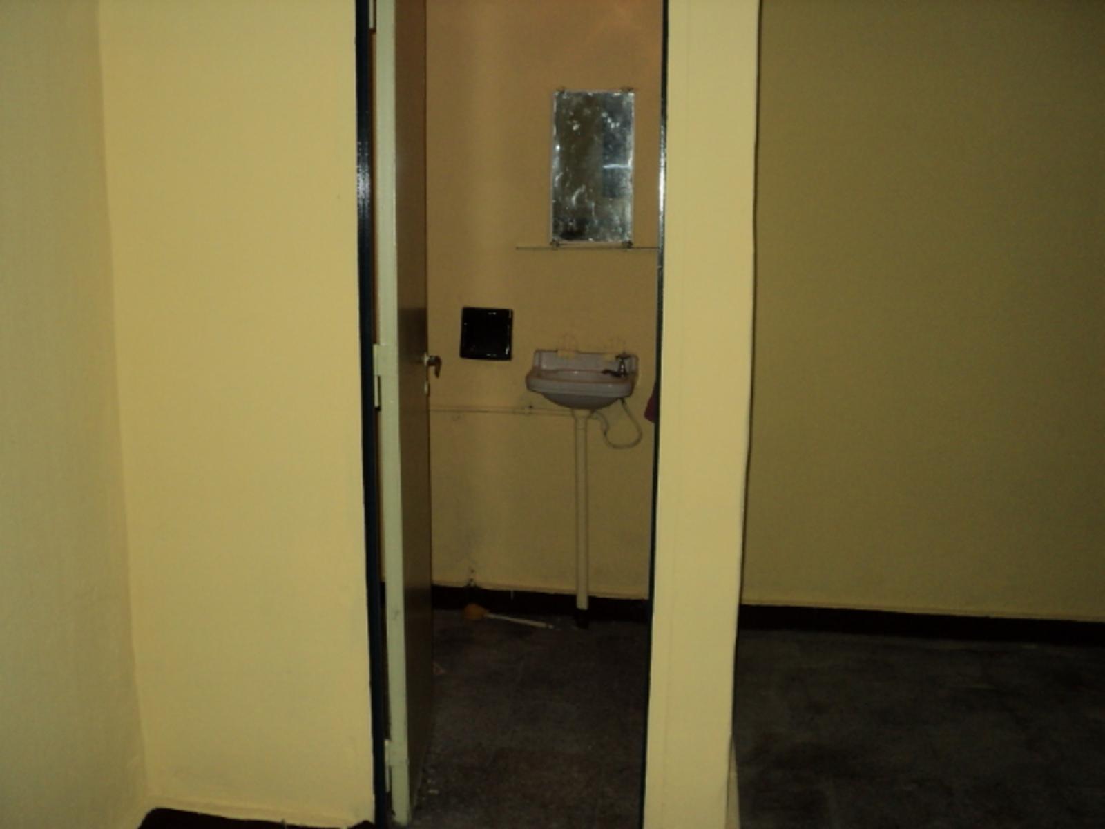 Alquiler de local en José Mármol. Uso comercial y profesional - 10
