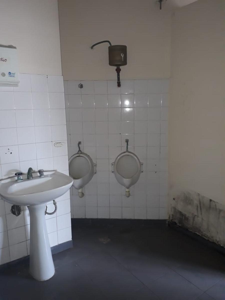 Alquiler de importante local de oficinas en Adrogué - 9