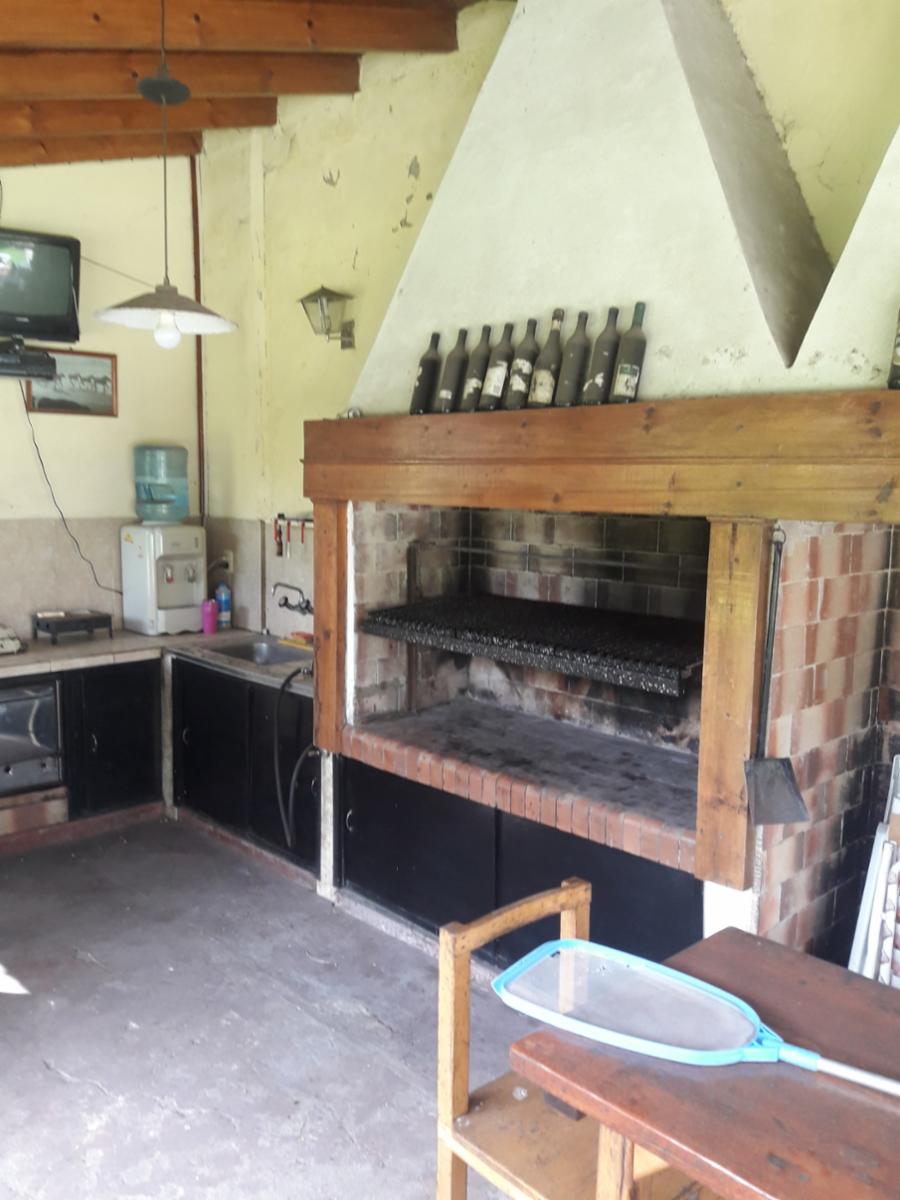 Venta de chalet en Llavallol