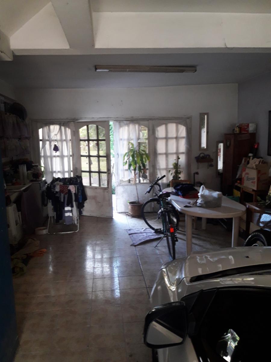 Venta de chalet en Llavallol — foto 10