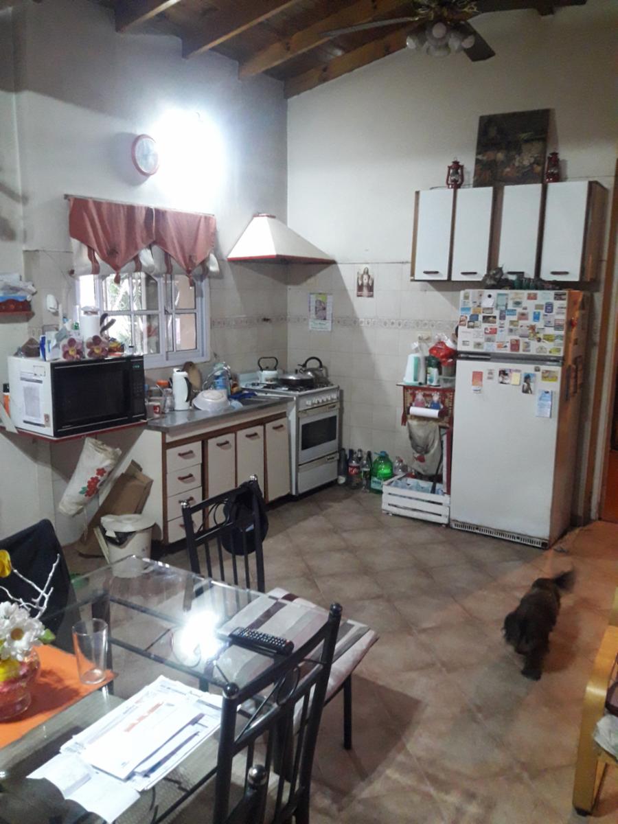 Venta de chalet en Llavallol — foto 13