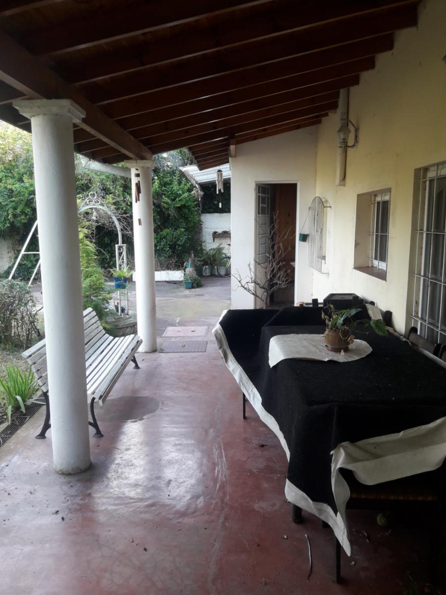 Venta de chalet en Llavallol — foto 14