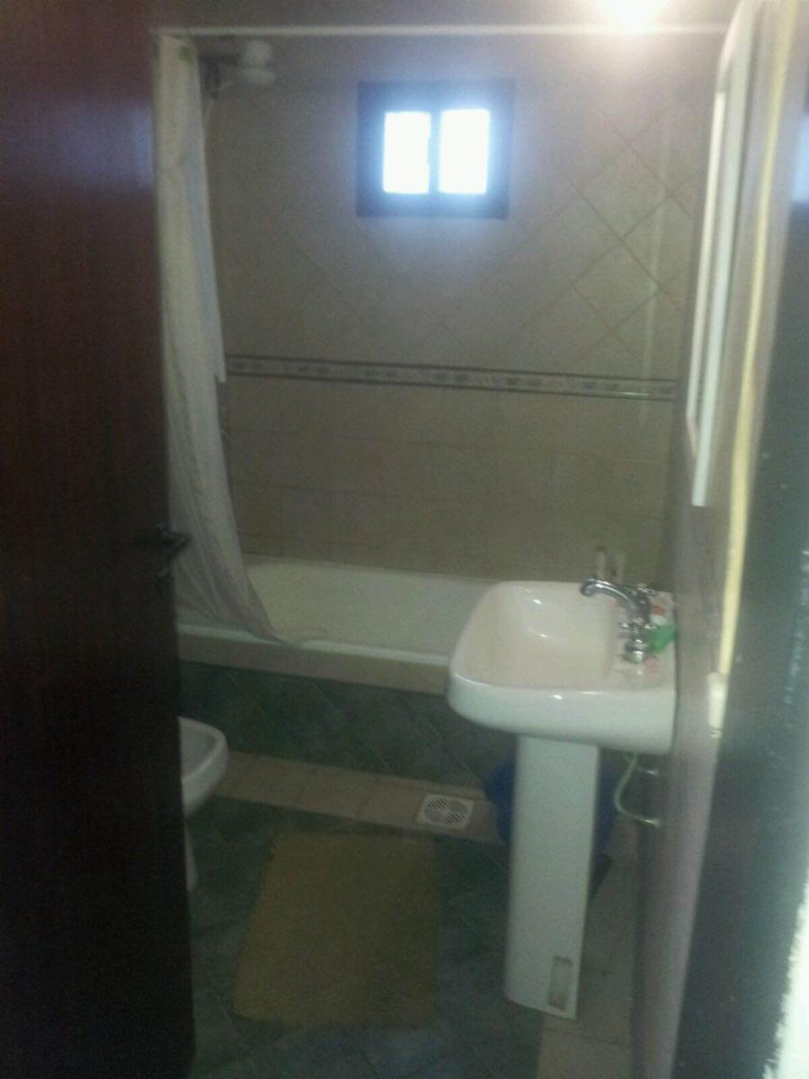 Venta de casa en Rafael Calzada — foto 2