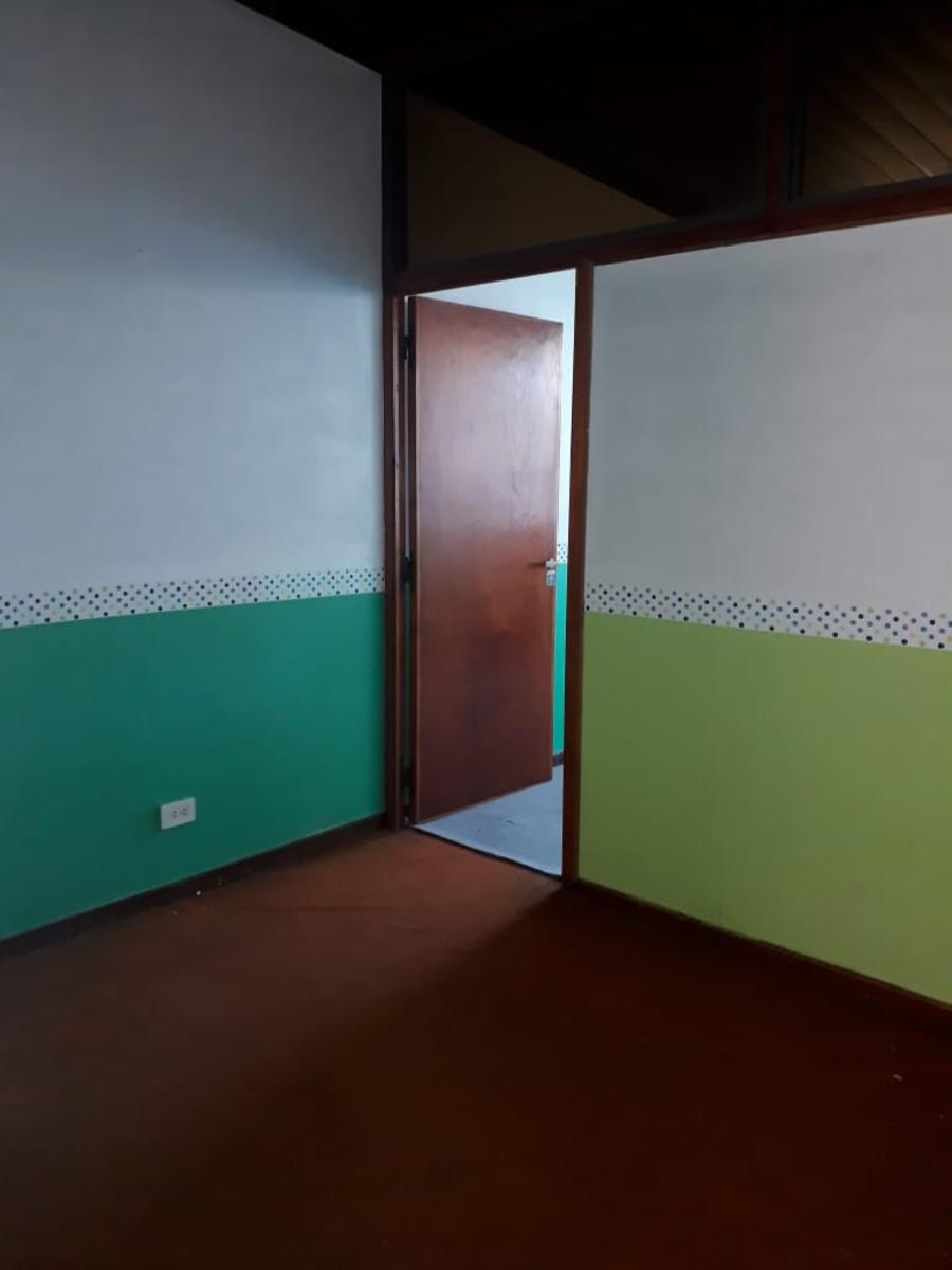 Venta de oficina en Adrogué - 7