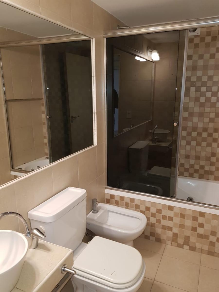 Venta de Departamento de tres ambientes en Avellaneda — foto 5