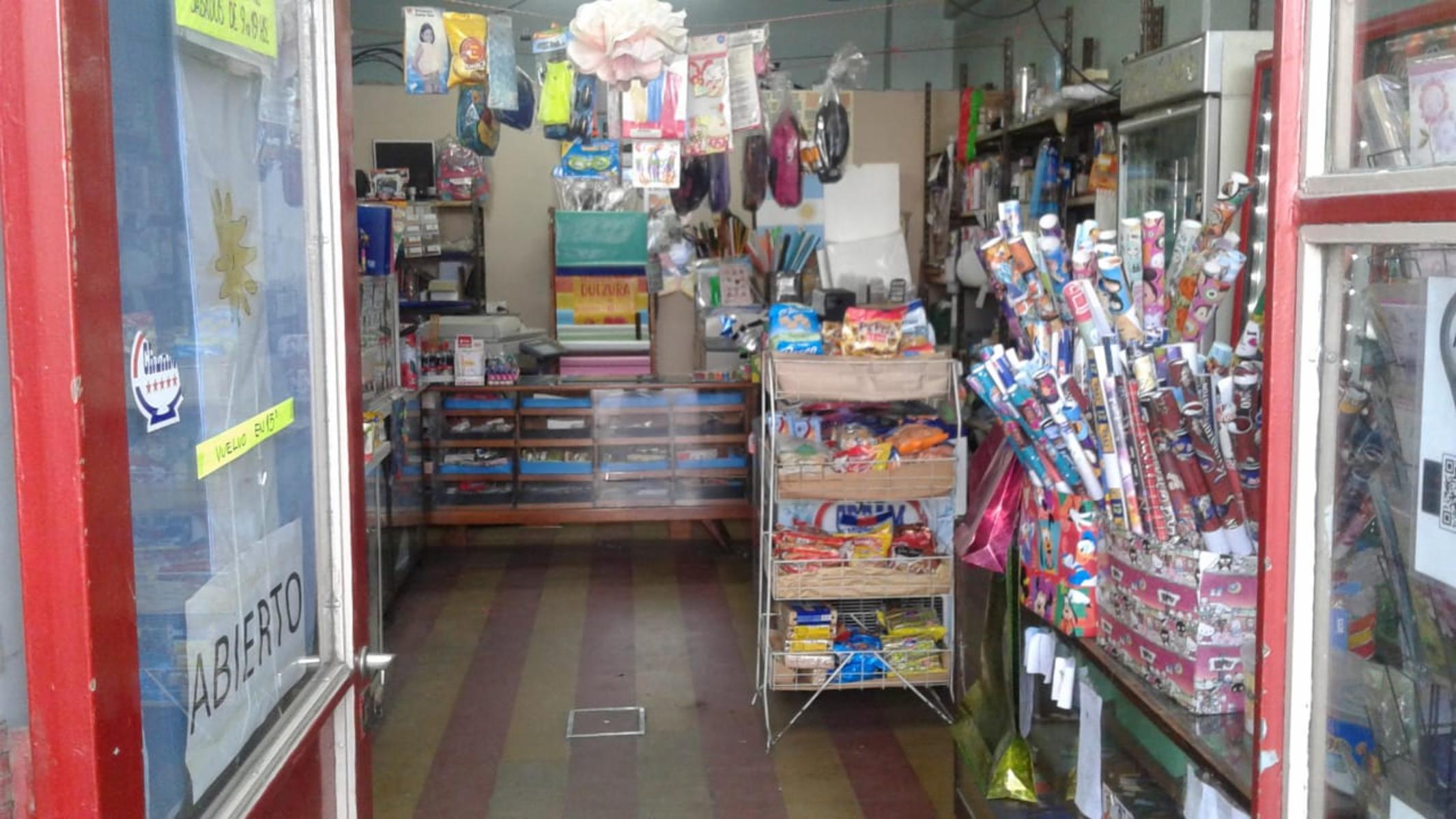 Venta de fondo de comercio de Librería en Llavallol — foto 4