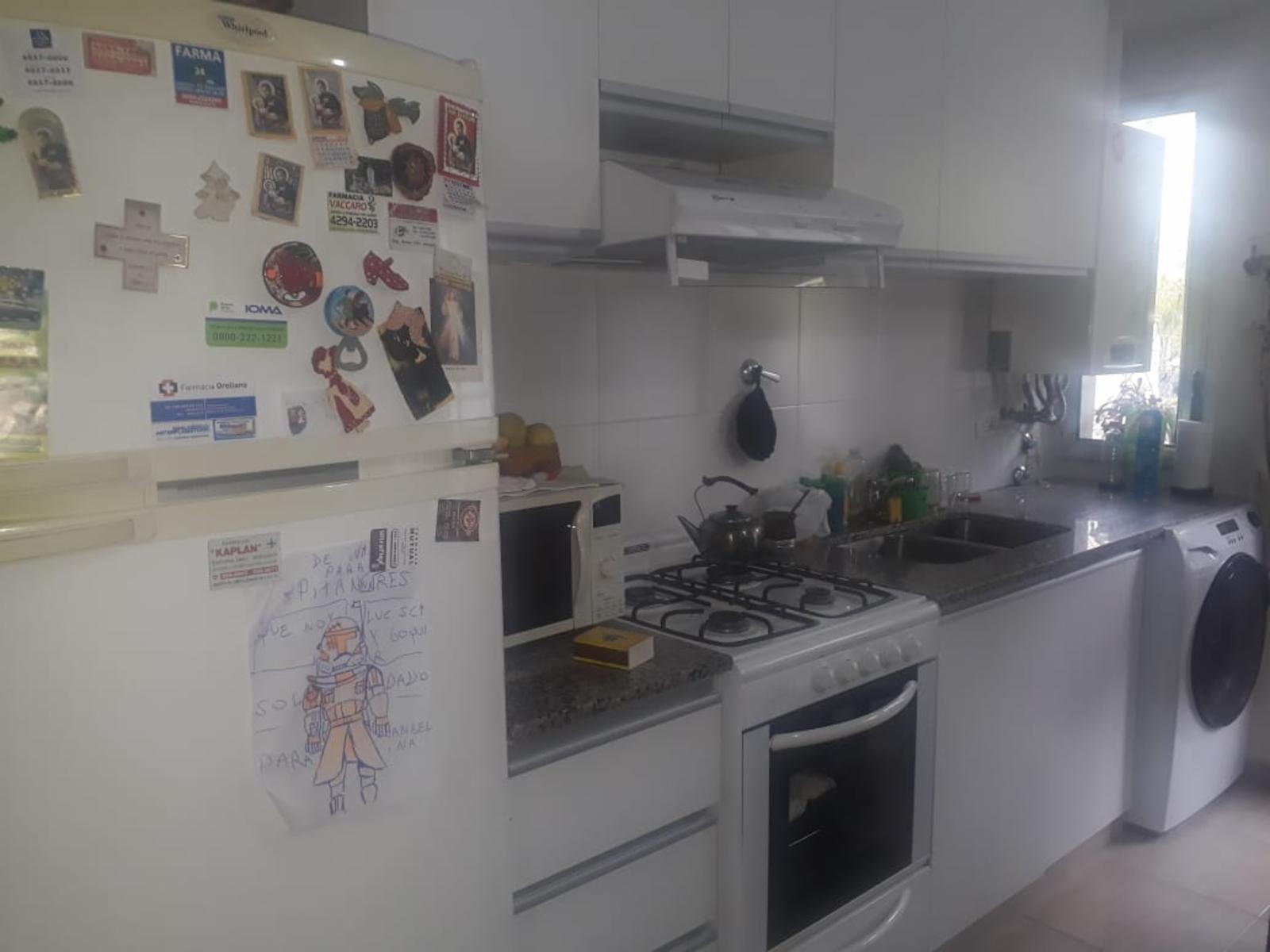Venta de departamento con cochera en Adrogué — foto 4