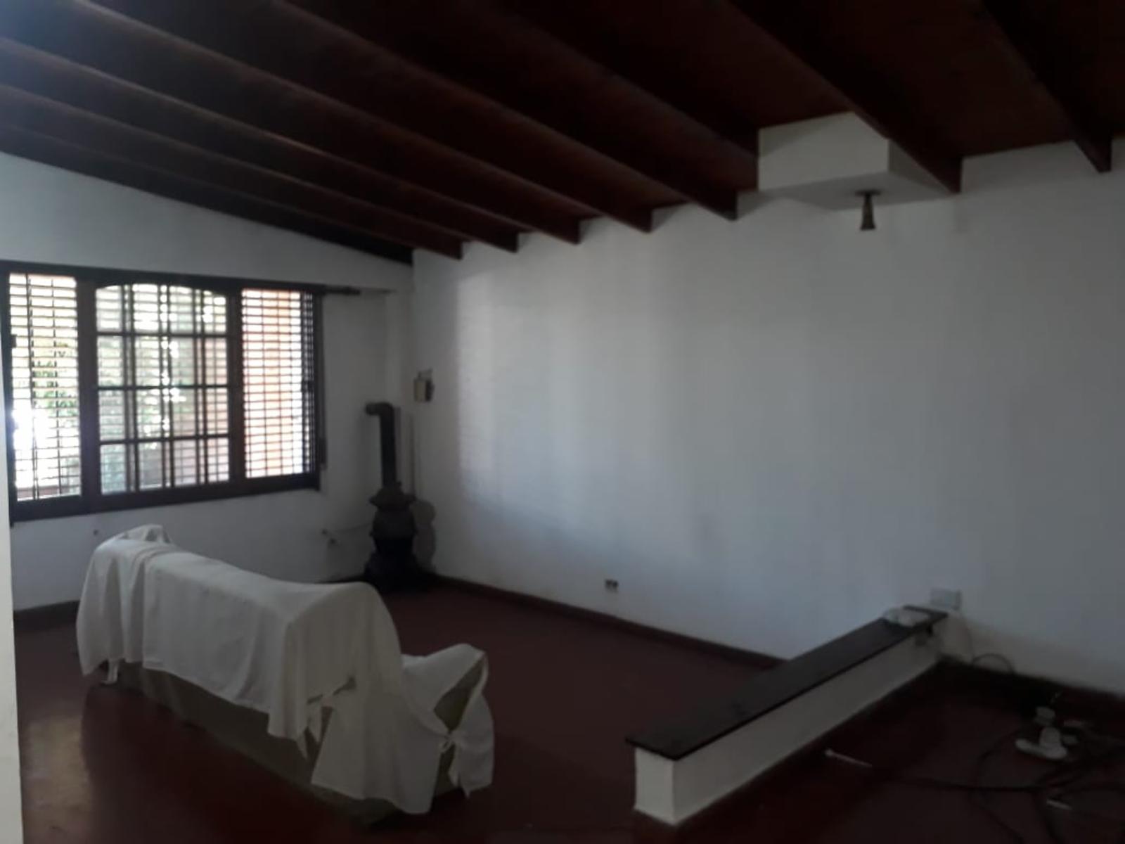 Venta de casa en Burzaco — foto 2
