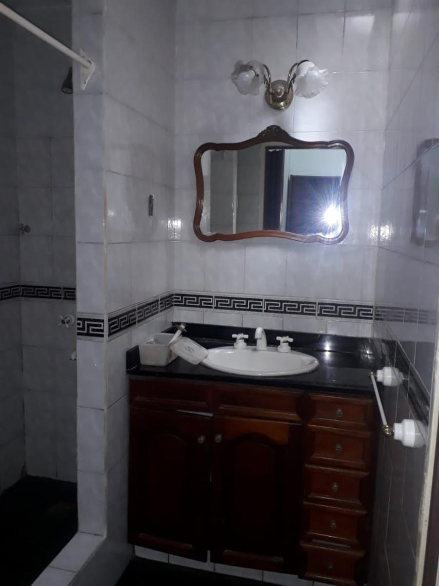 Venta de casa en Burzaco — foto 5
