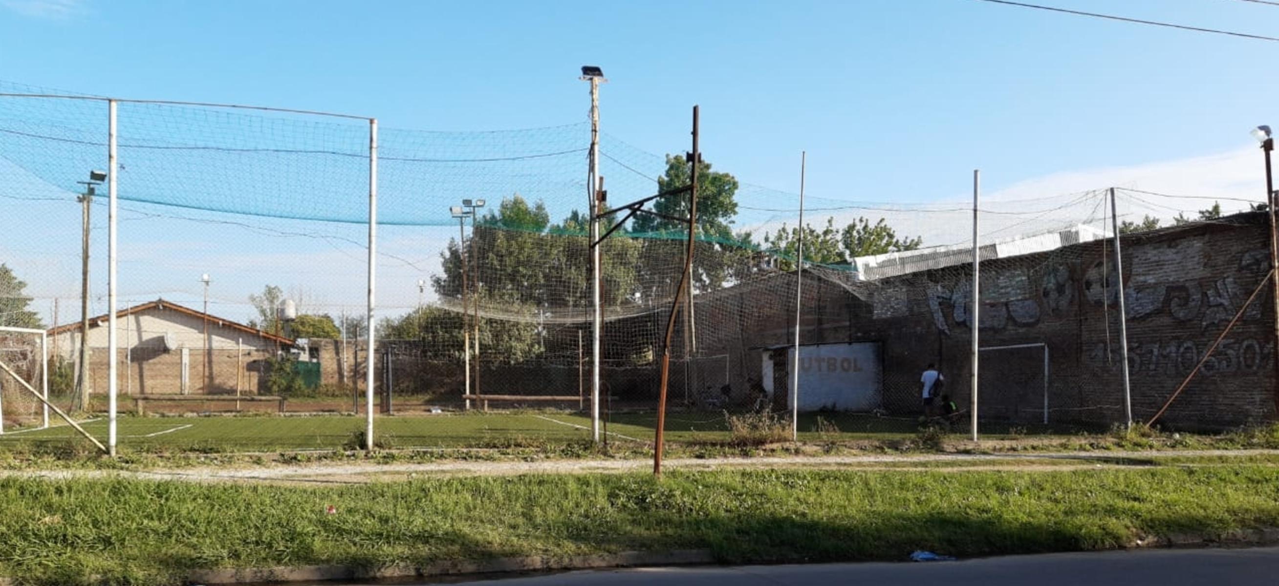 Venta de importante lote en Luis Guillón