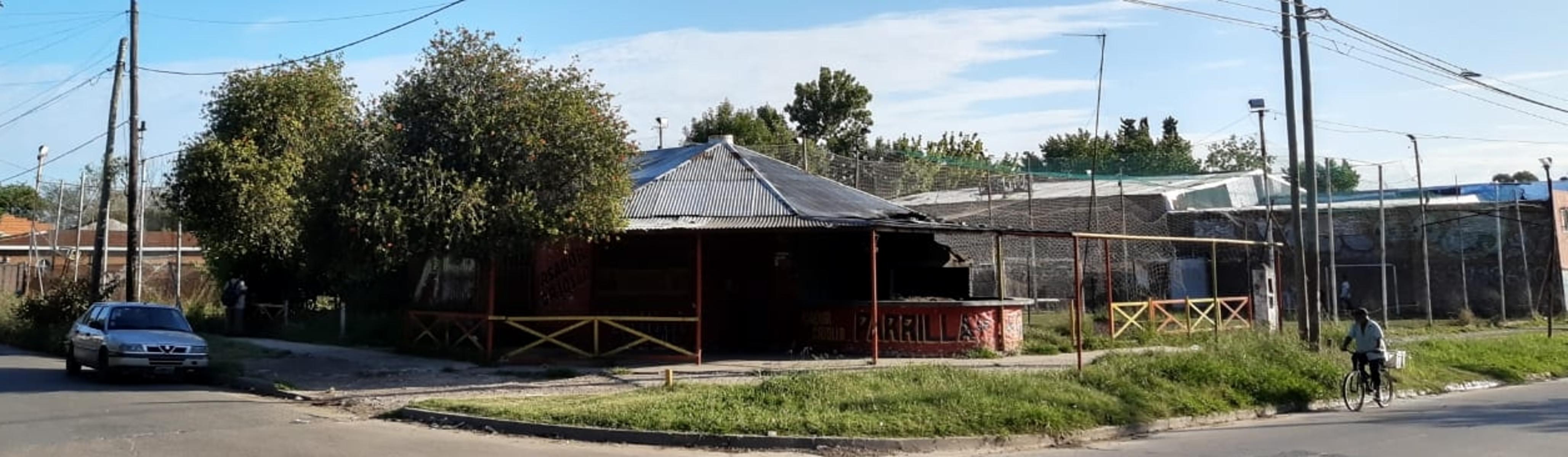 Venta de importante lote en Luis Guillón — foto 3
