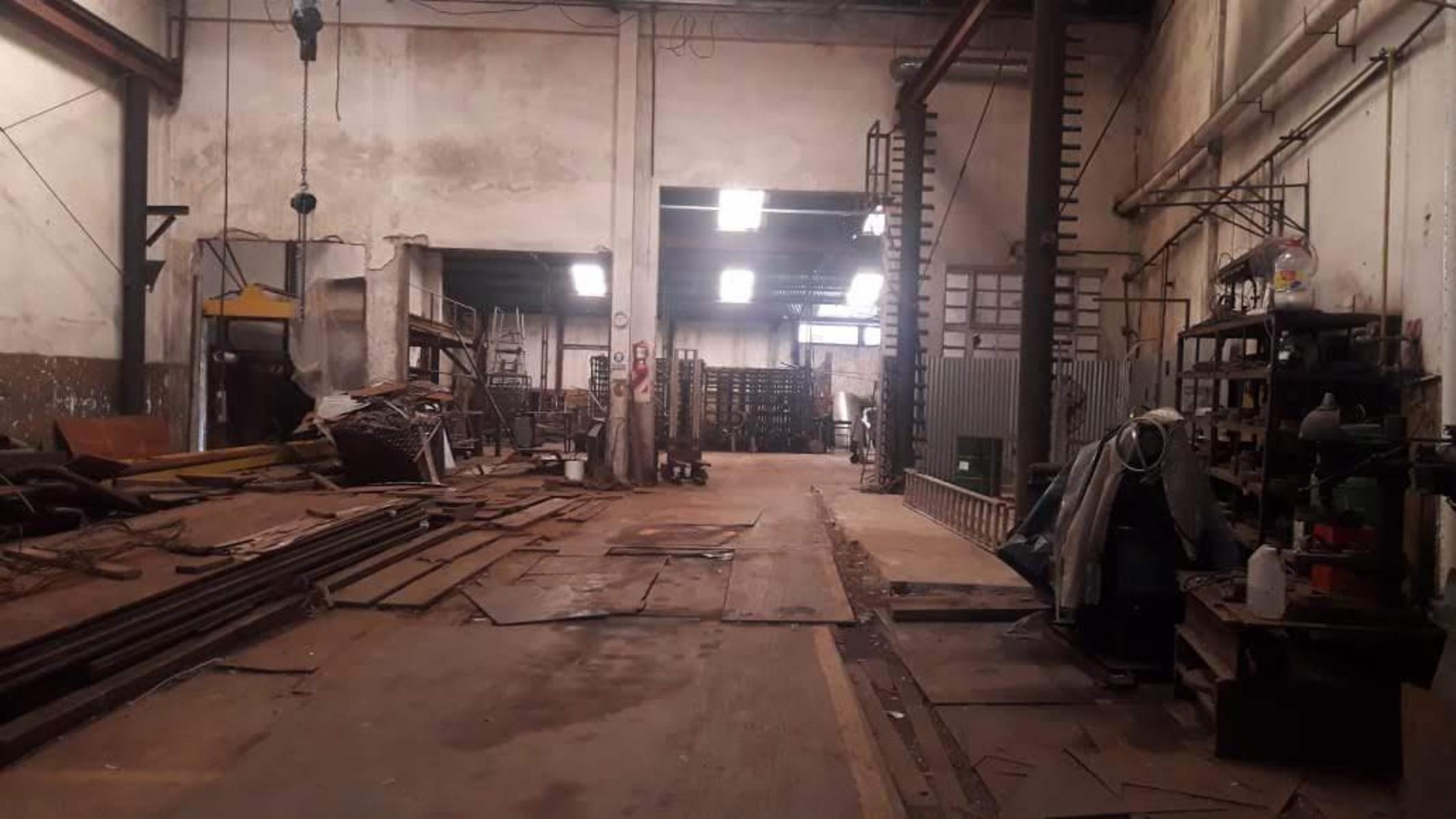 Venta de galpón industrial en Villa Martelli - 2