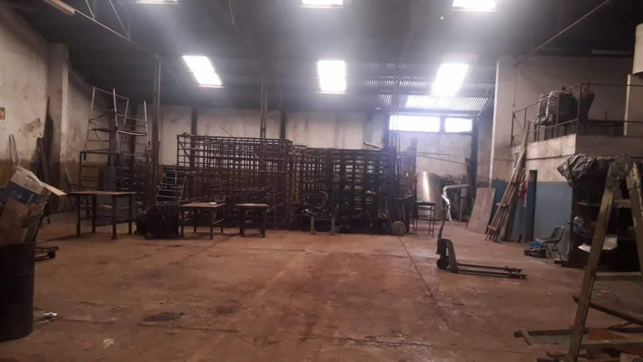 Venta de galpón industrial en Villa Martelli - 10