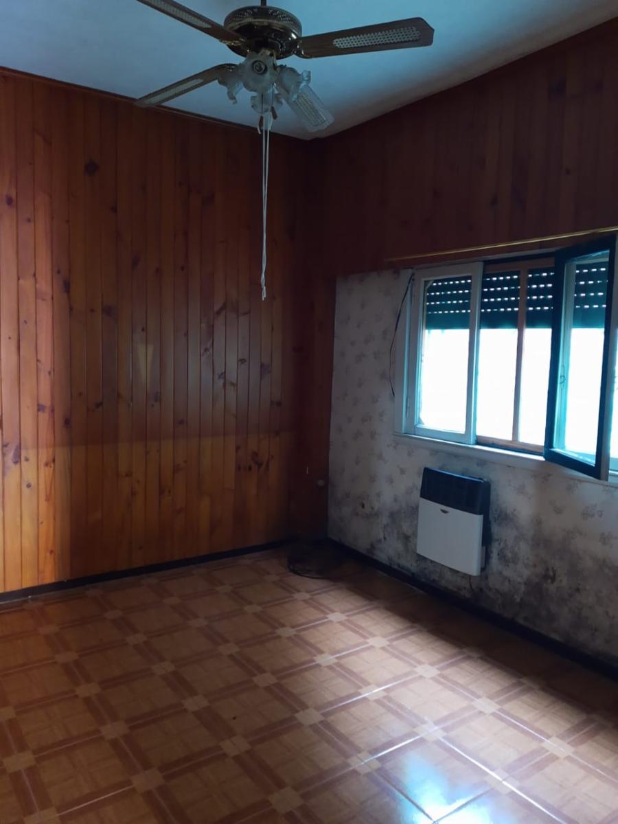 Venta de casa en José Mármol — foto 3