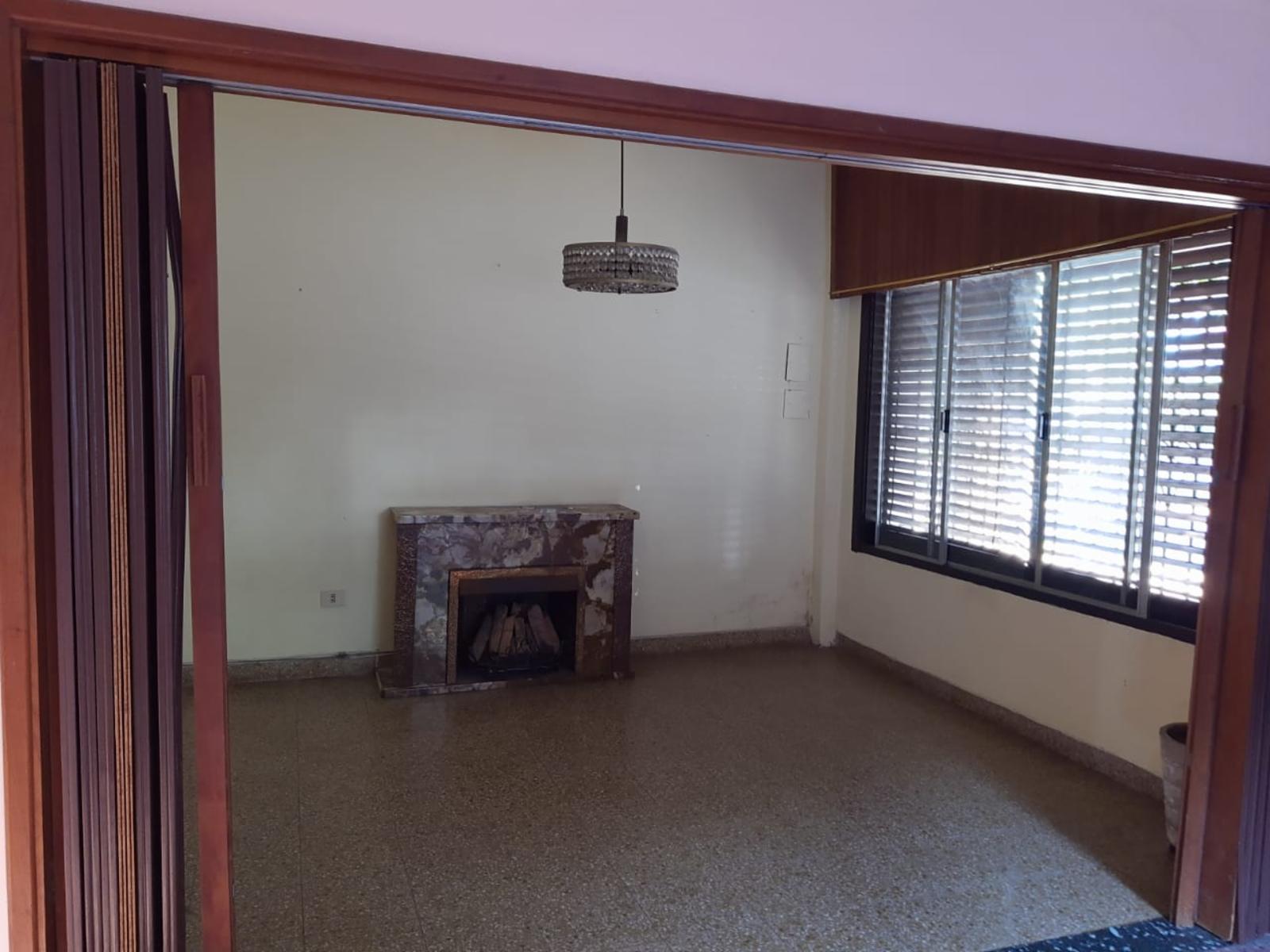 Venta de casa en José Mármol — foto 10