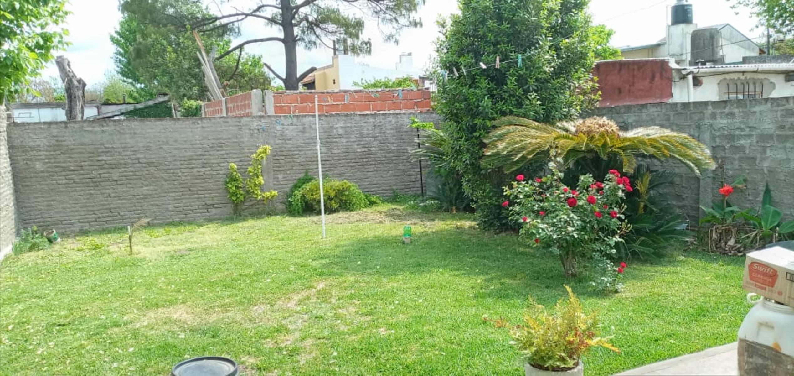 Venta de casa en José Mármol — foto 8