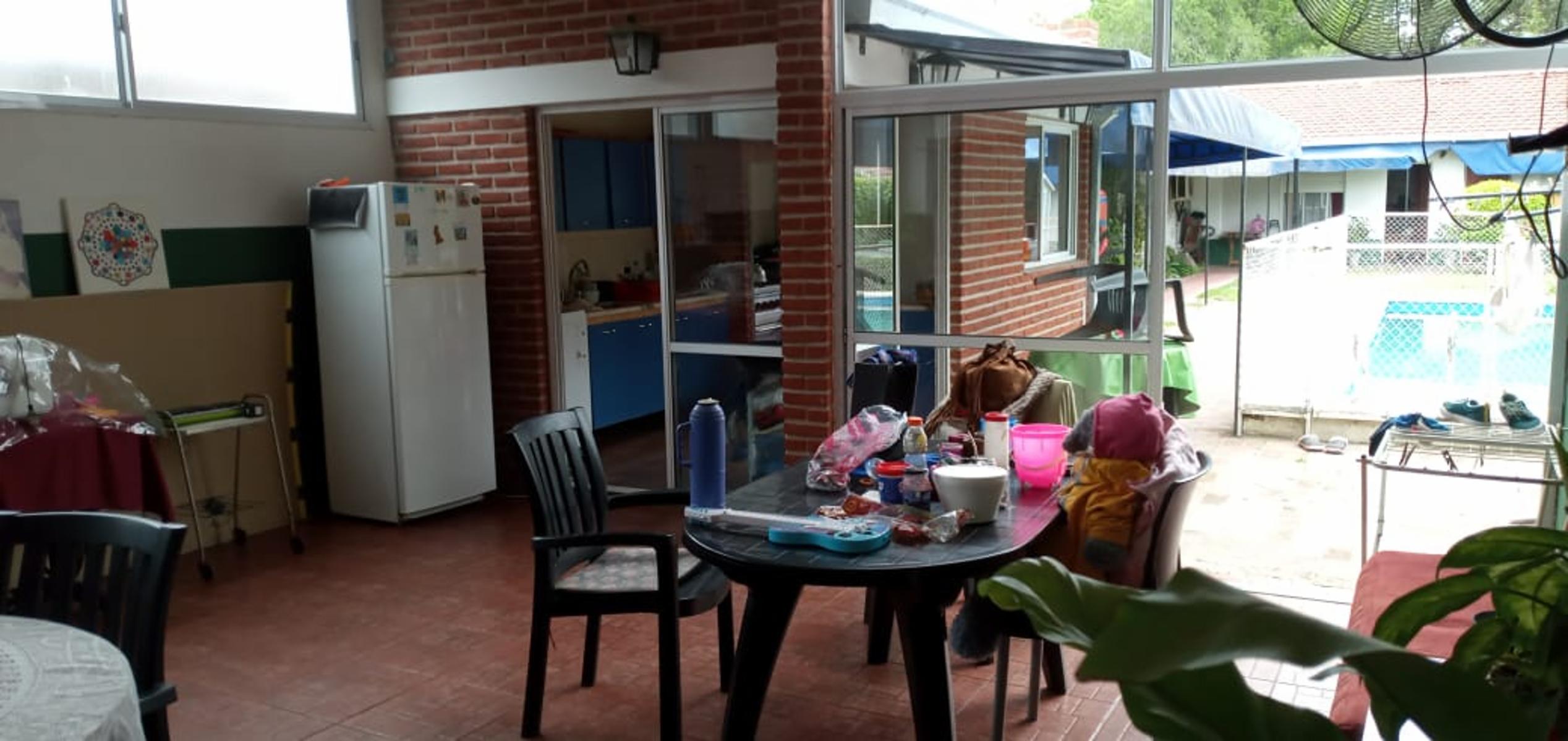 Venta de casa con departamento al fondo en José Mármol — foto 6