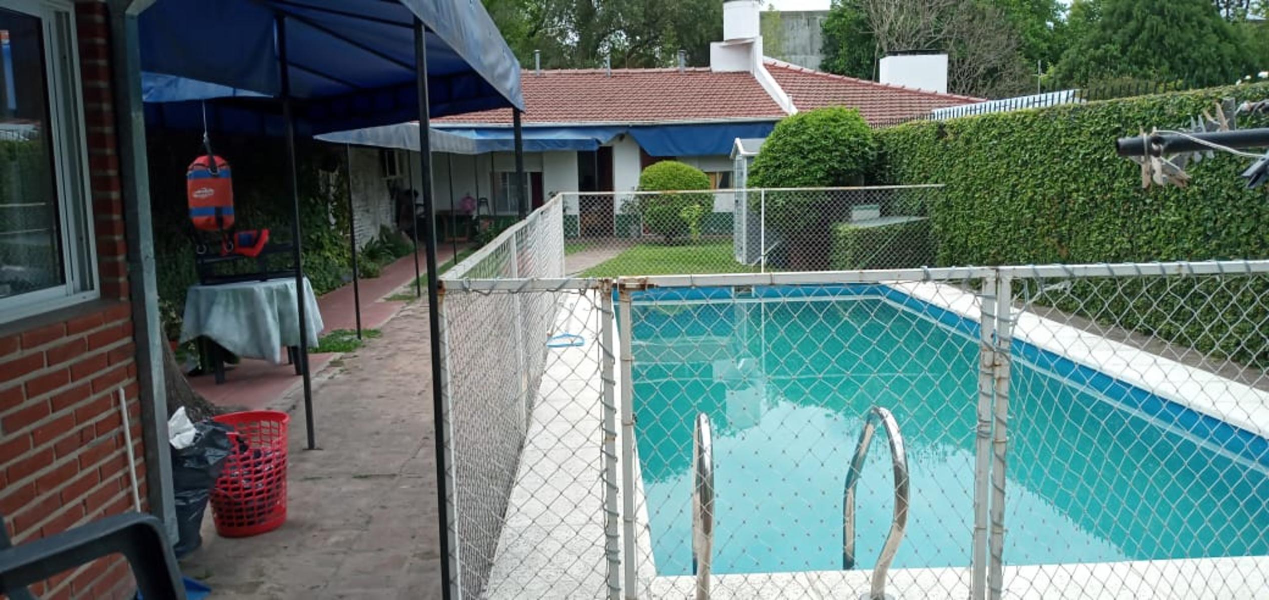 Venta de casa con departamento al fondo en José Mármol — foto 8