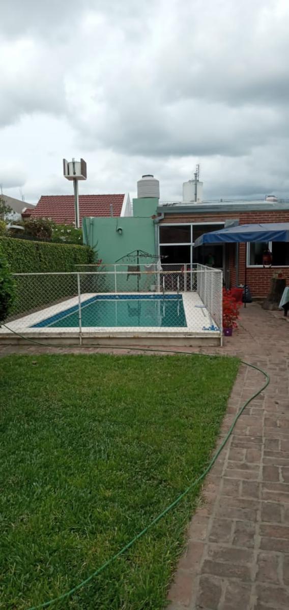 Venta de casa con departamento al fondo en José Mármol — foto 9
