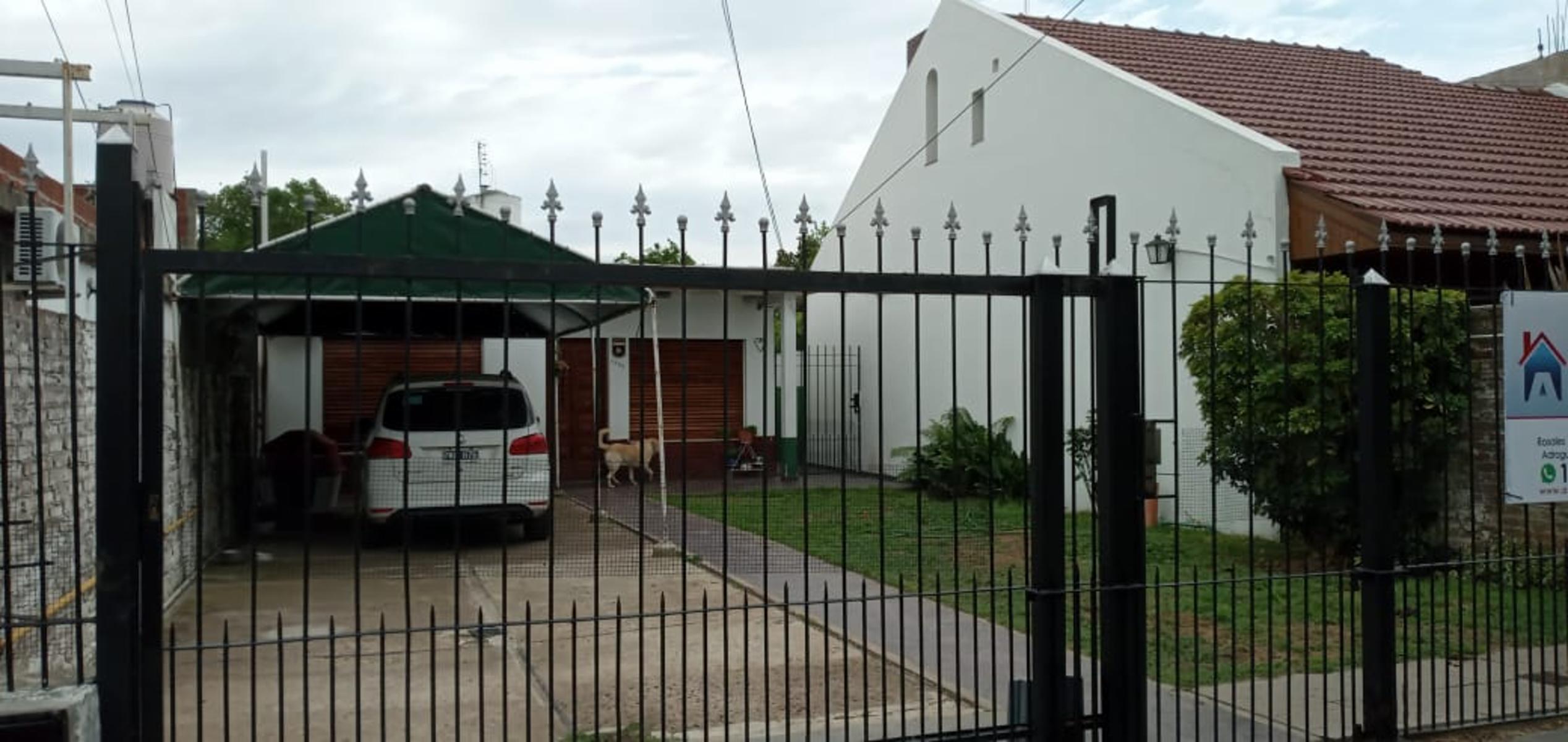 Venta de casa con departamento al fondo en José Mármol — foto 13