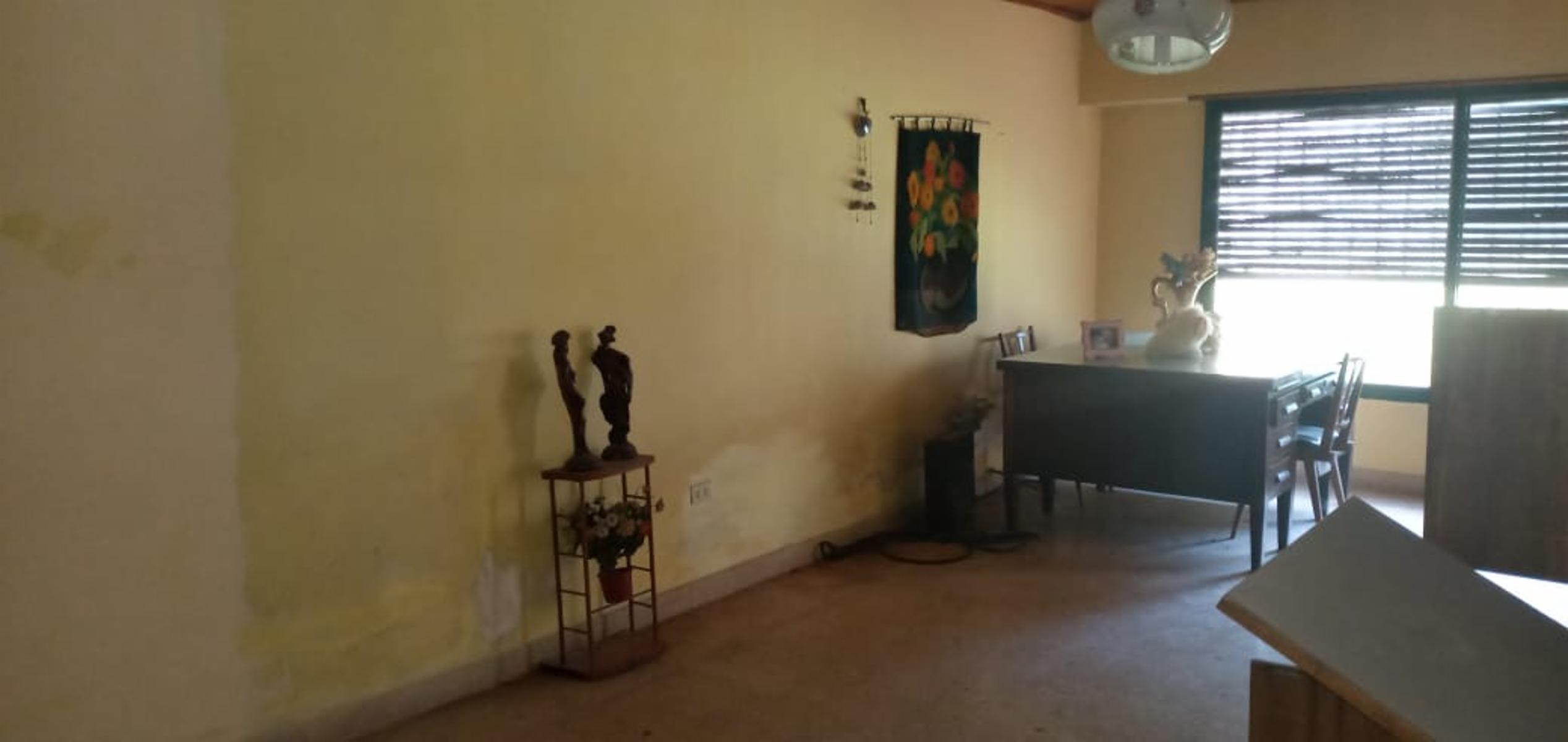 Venta de casa en José Mármol — foto 3