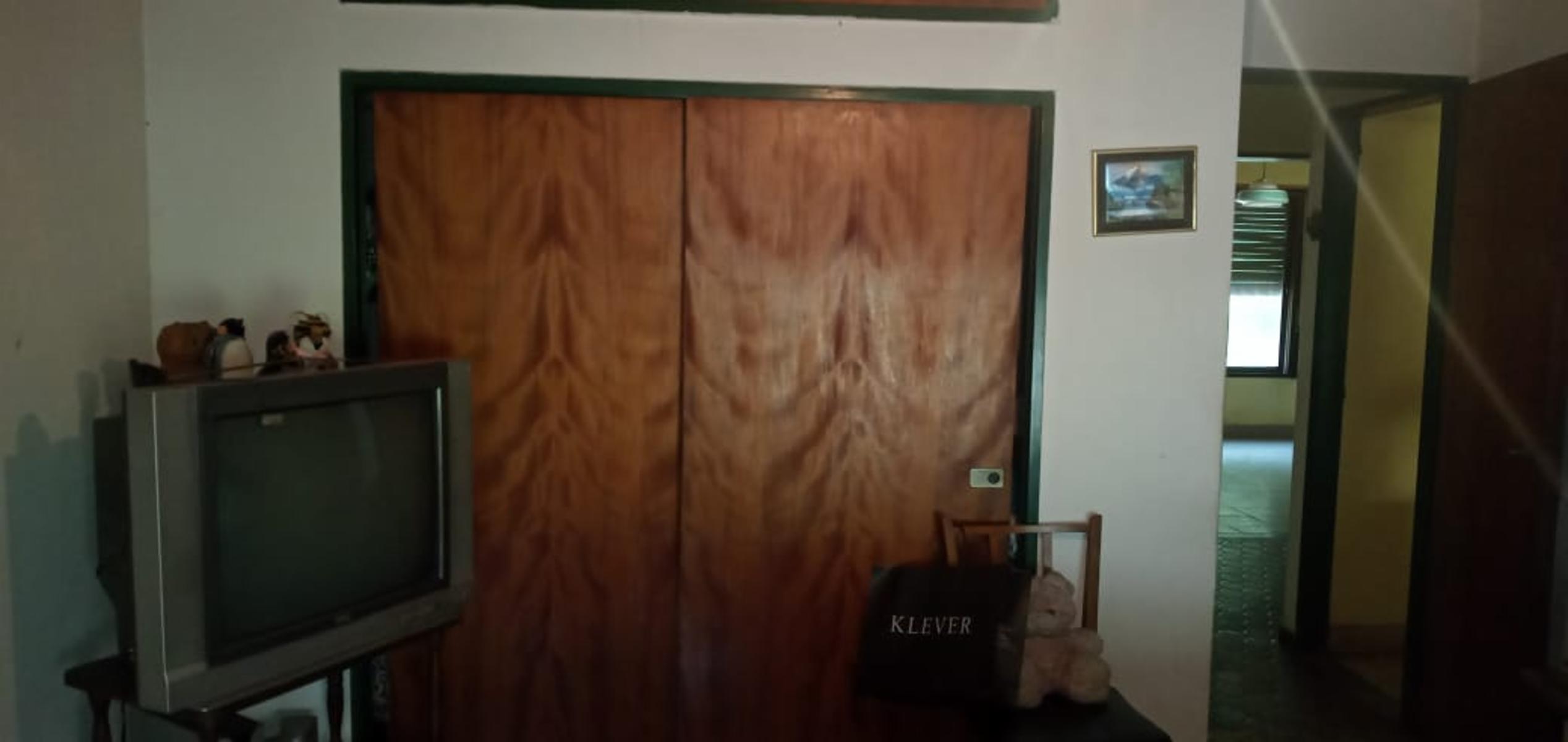 Venta de casa en José Mármol — foto 6