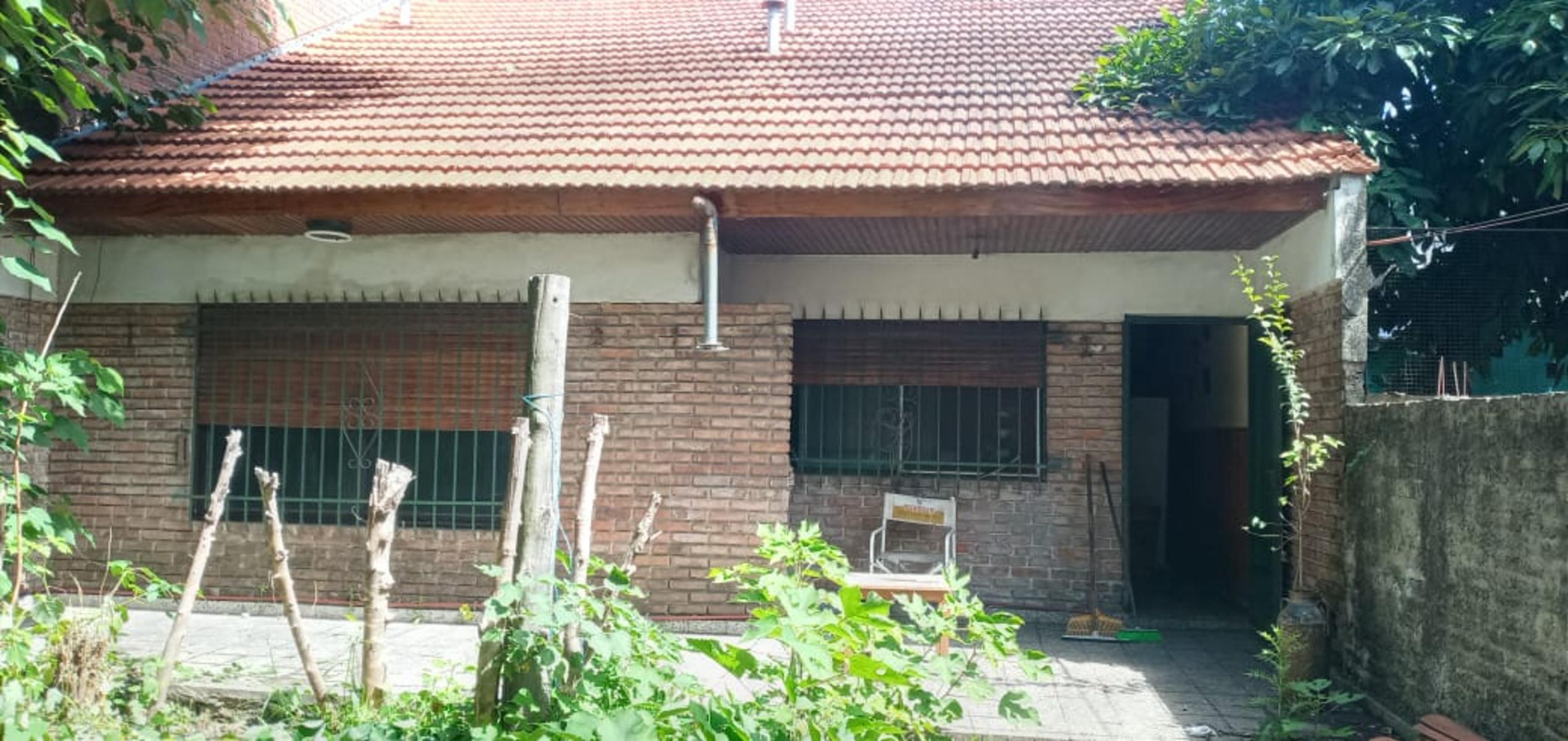 Venta de casa en José Mármol — foto 9