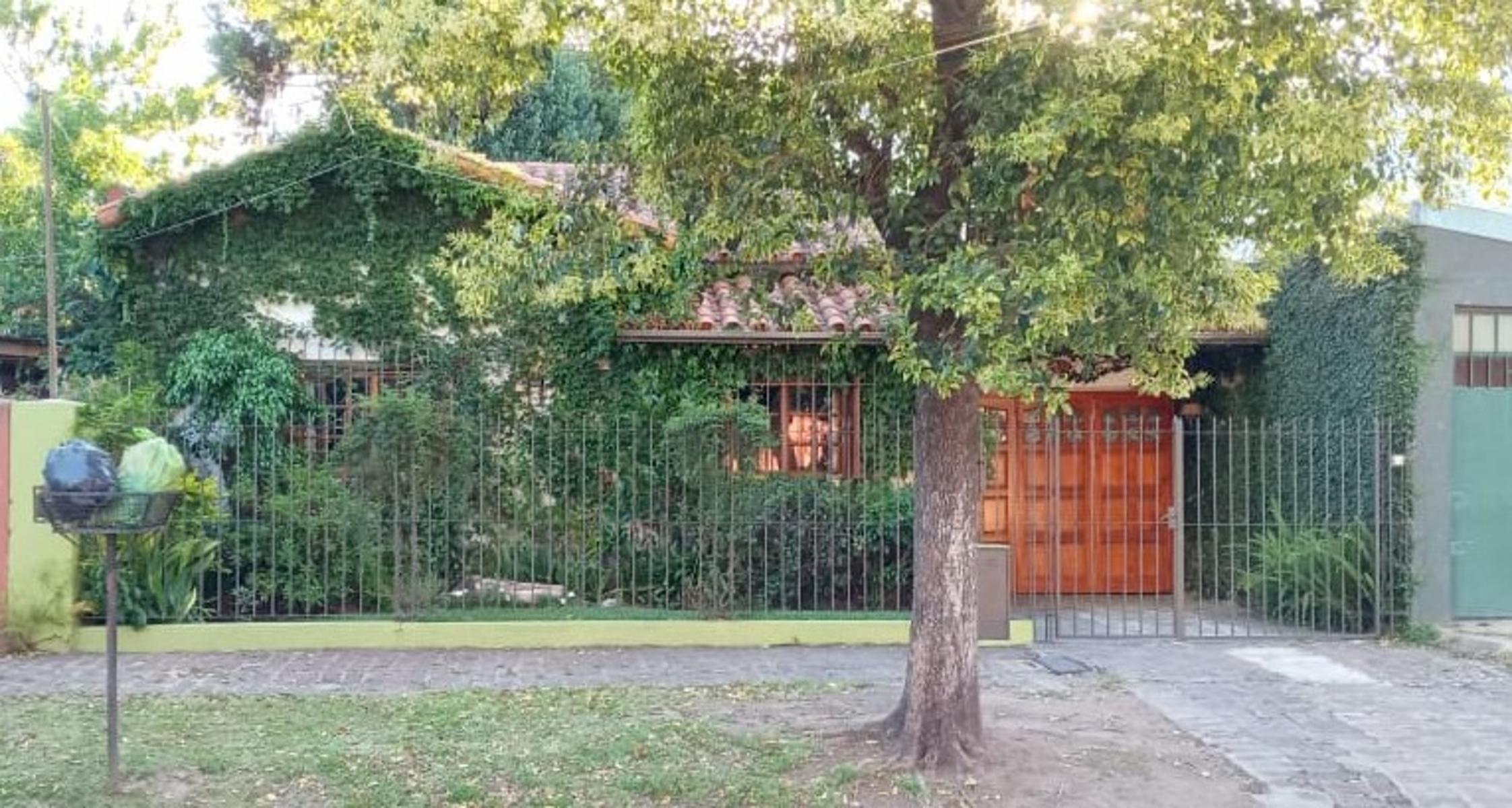 Venta de casa en Adrogué