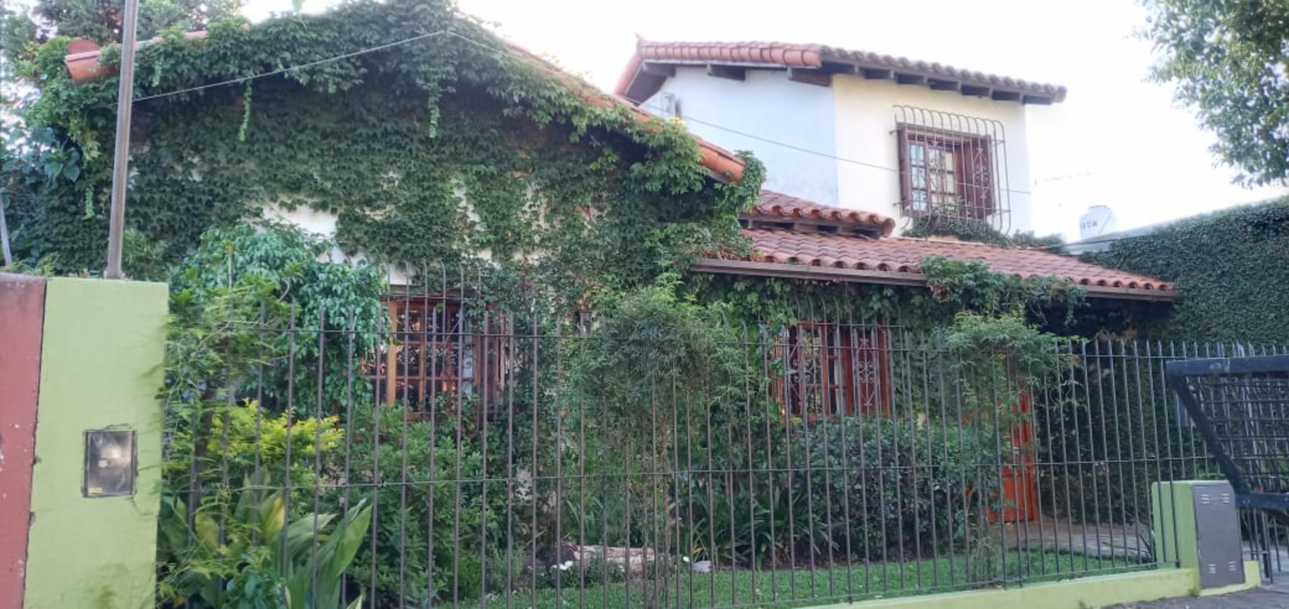 Venta de casa en Adrogué — foto 2
