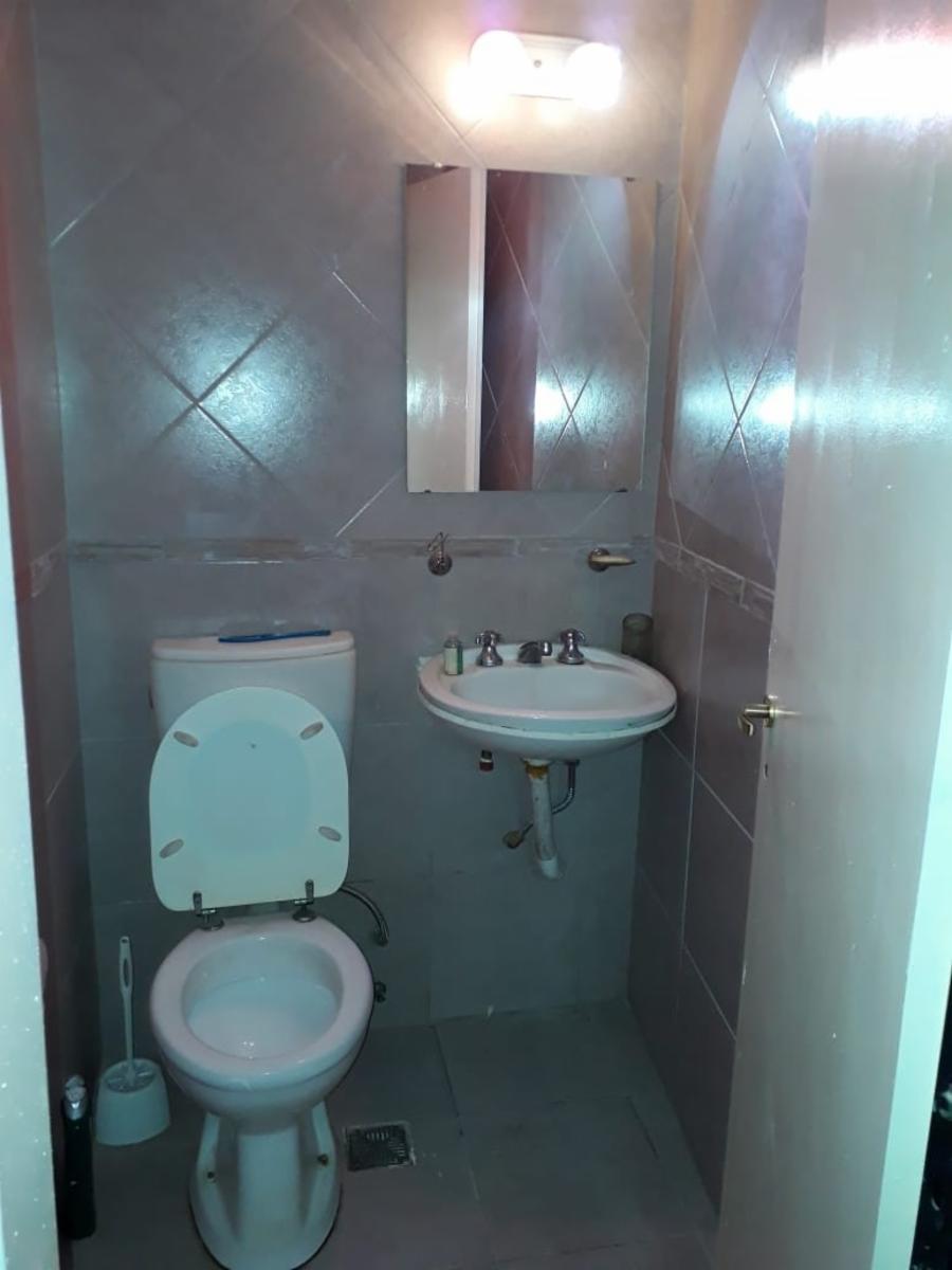 Alquiler de local con depósito en Adrogué - 2