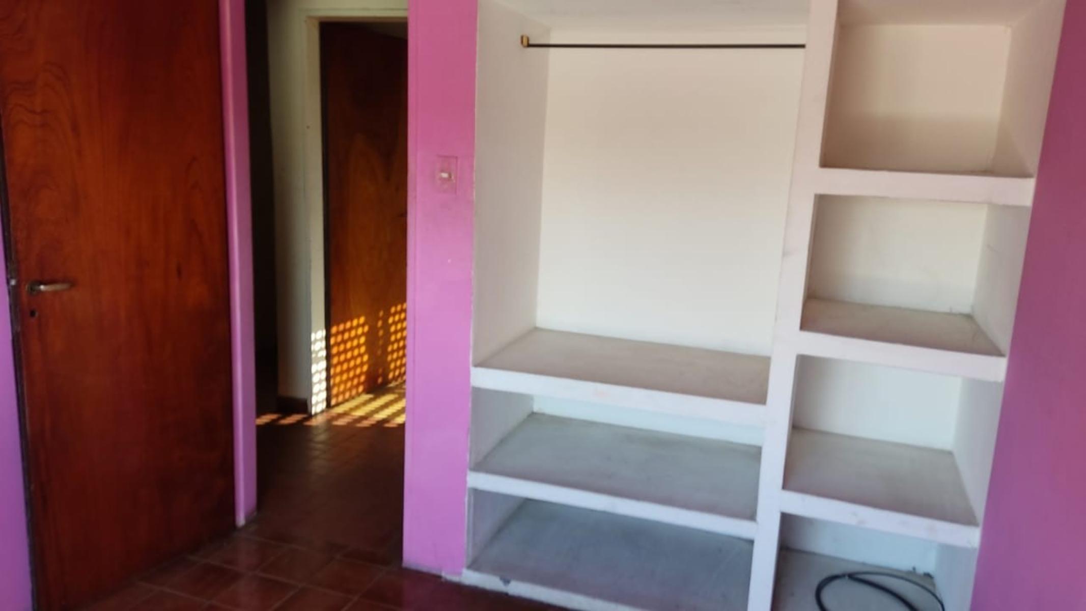 Alquiler de importante local con vivienda en Longchamps - 17
