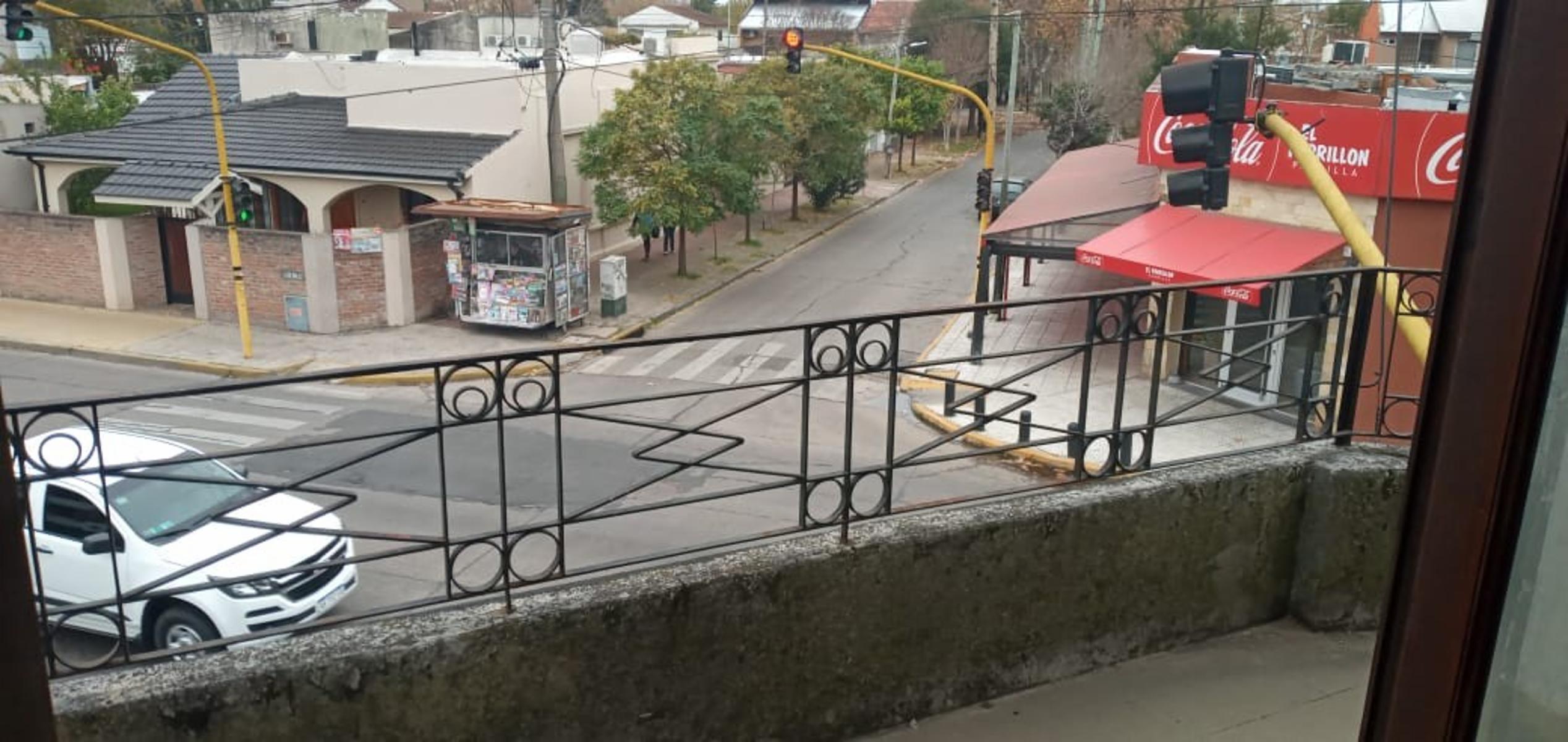 Alquiler de departamento en Temperley. Uso comercial o profesional. - 3
