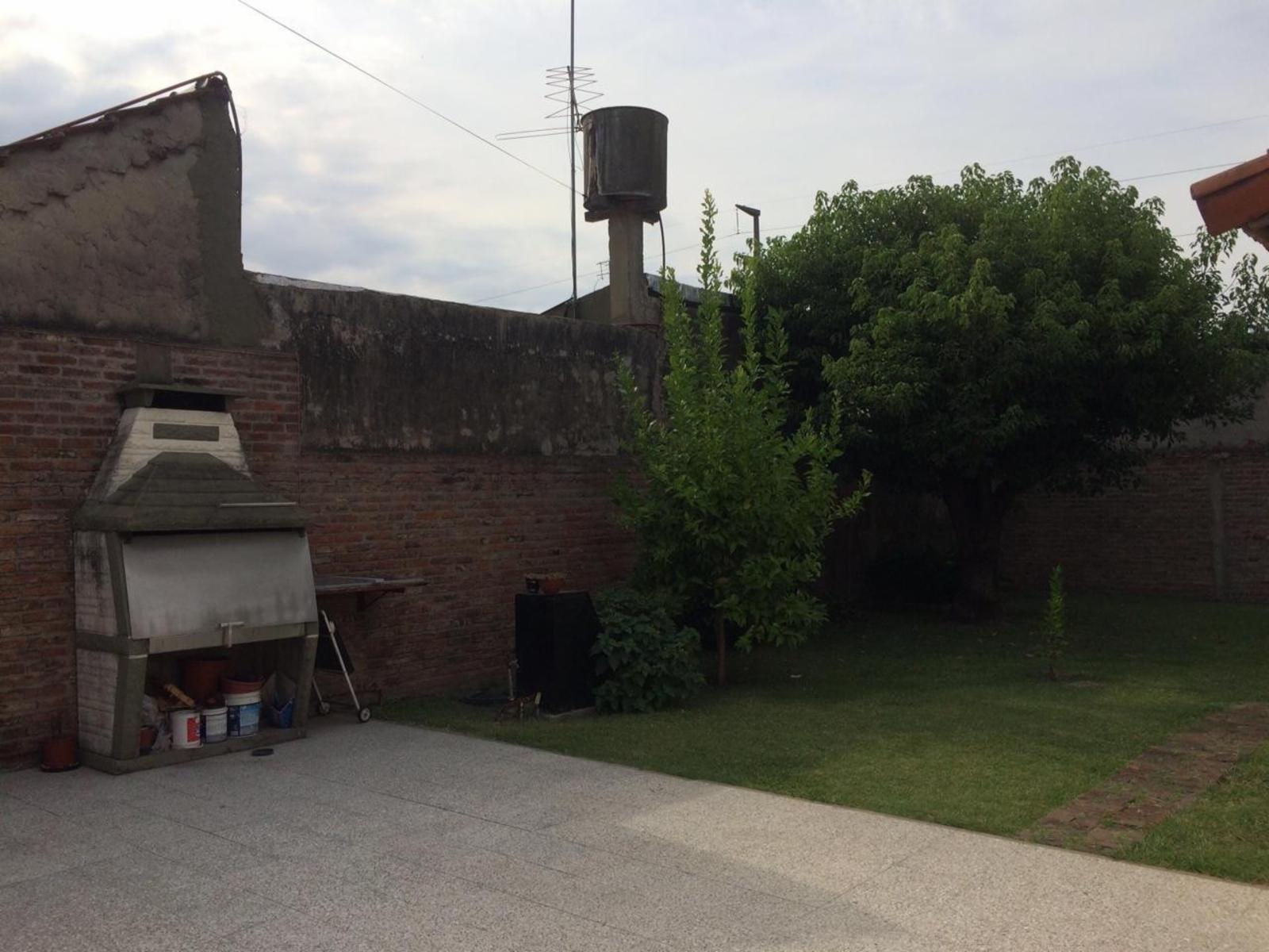 Venta de casa en Burzaco — foto 14