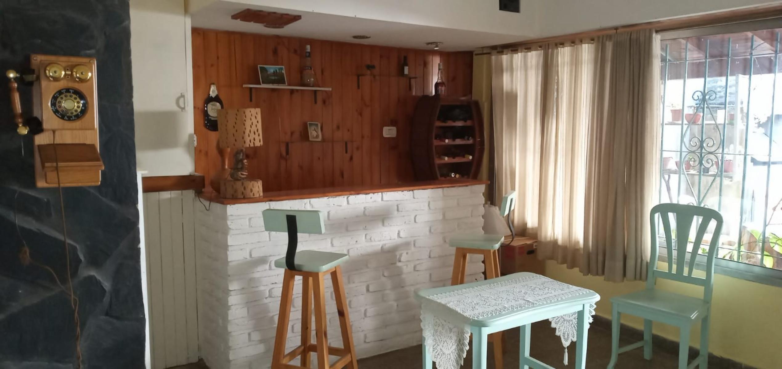 Venta de casa de estilo antiguo en Burzaco — foto 5