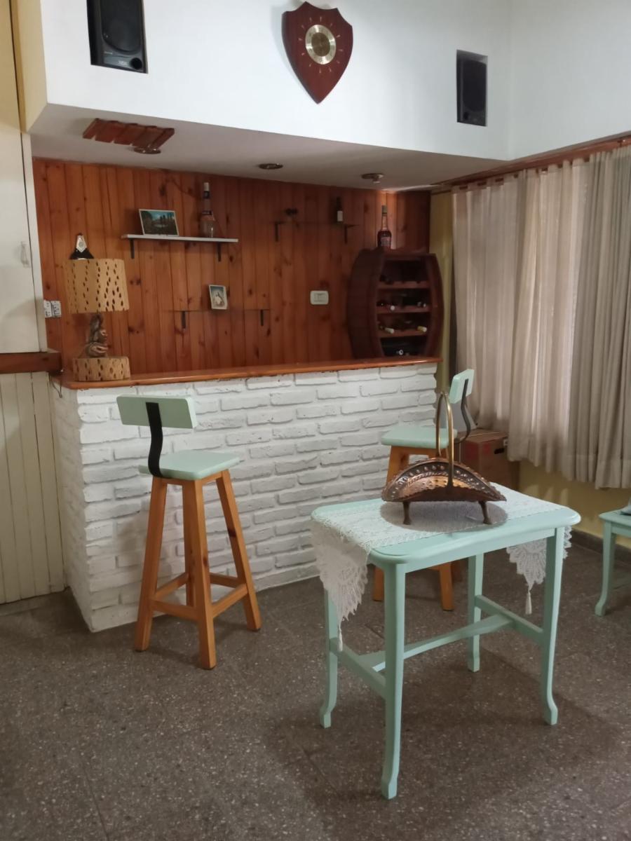 Venta de casa de estilo antiguo en Burzaco — foto 14