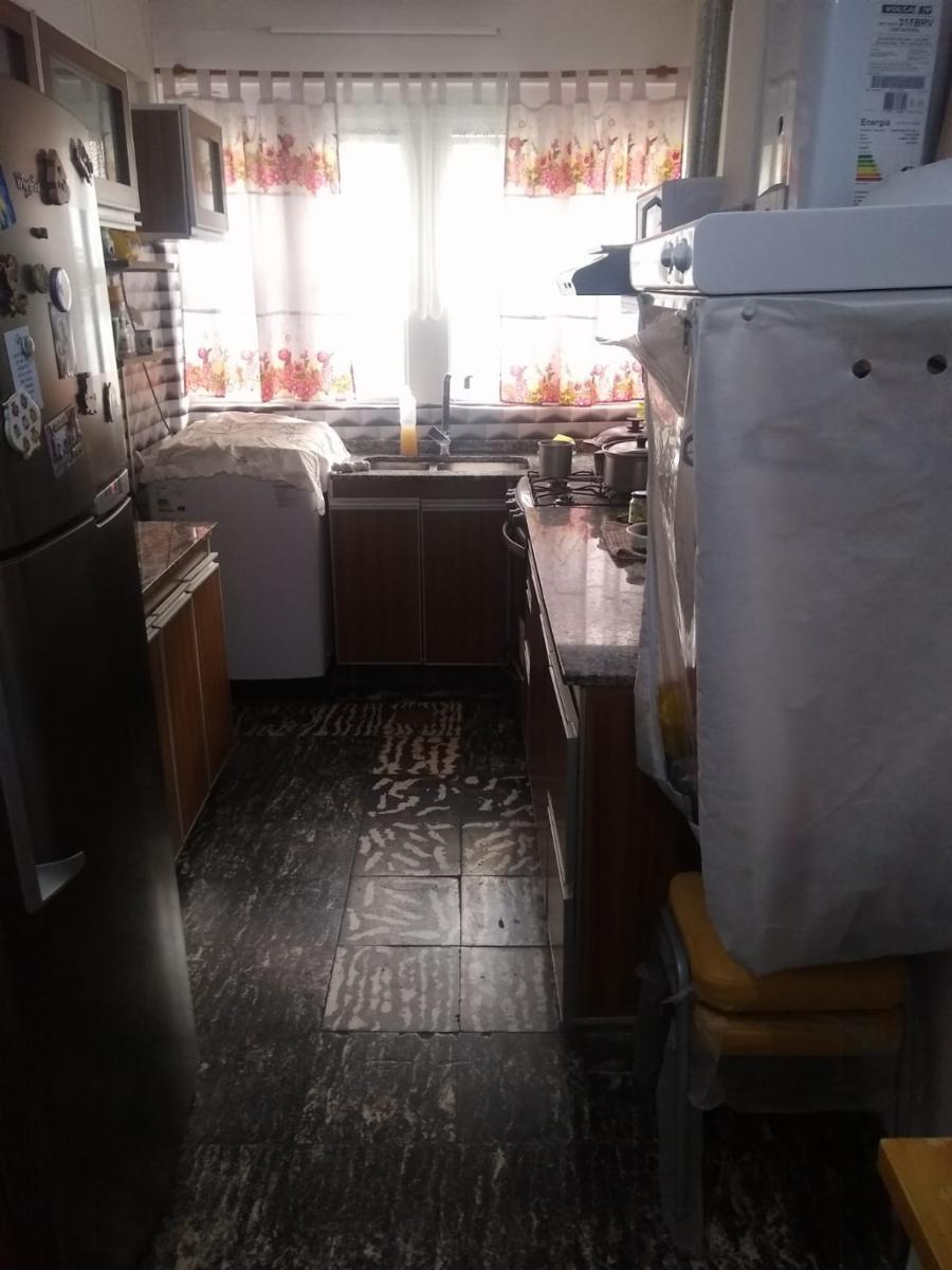 Venta de departamento de tres ambientes en Adrogué — foto 7