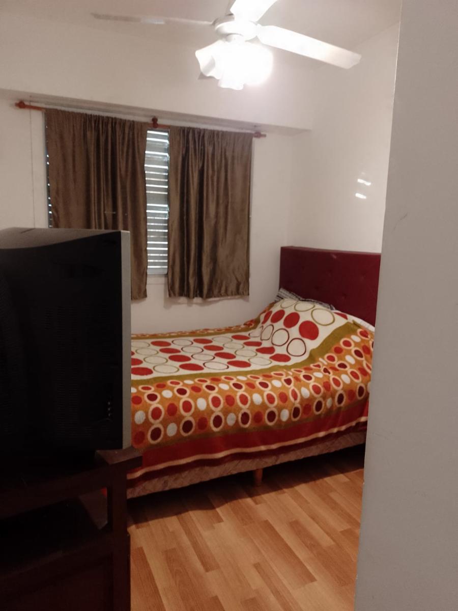 Venta de departamento de dos ambientes en Adrogué