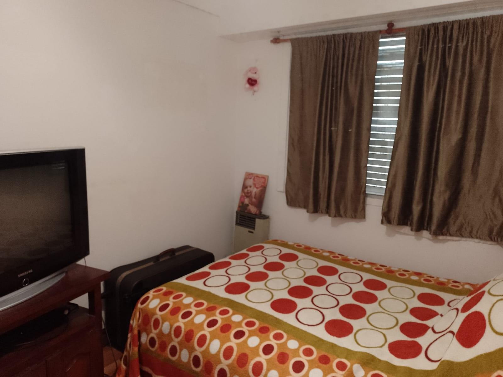 Venta de departamento de dos ambientes en Adrogué — foto 3