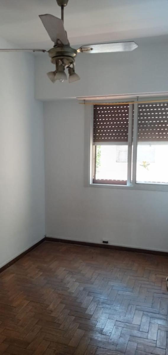 Venta de departamento en pleno centro de Adrogué — foto 6