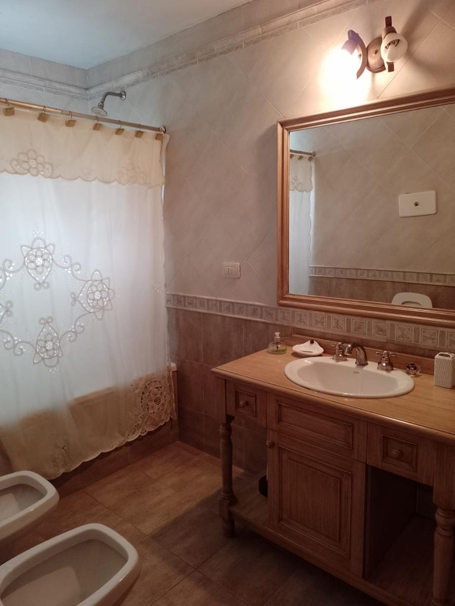 Venta de chalet en Adrogué — foto 9