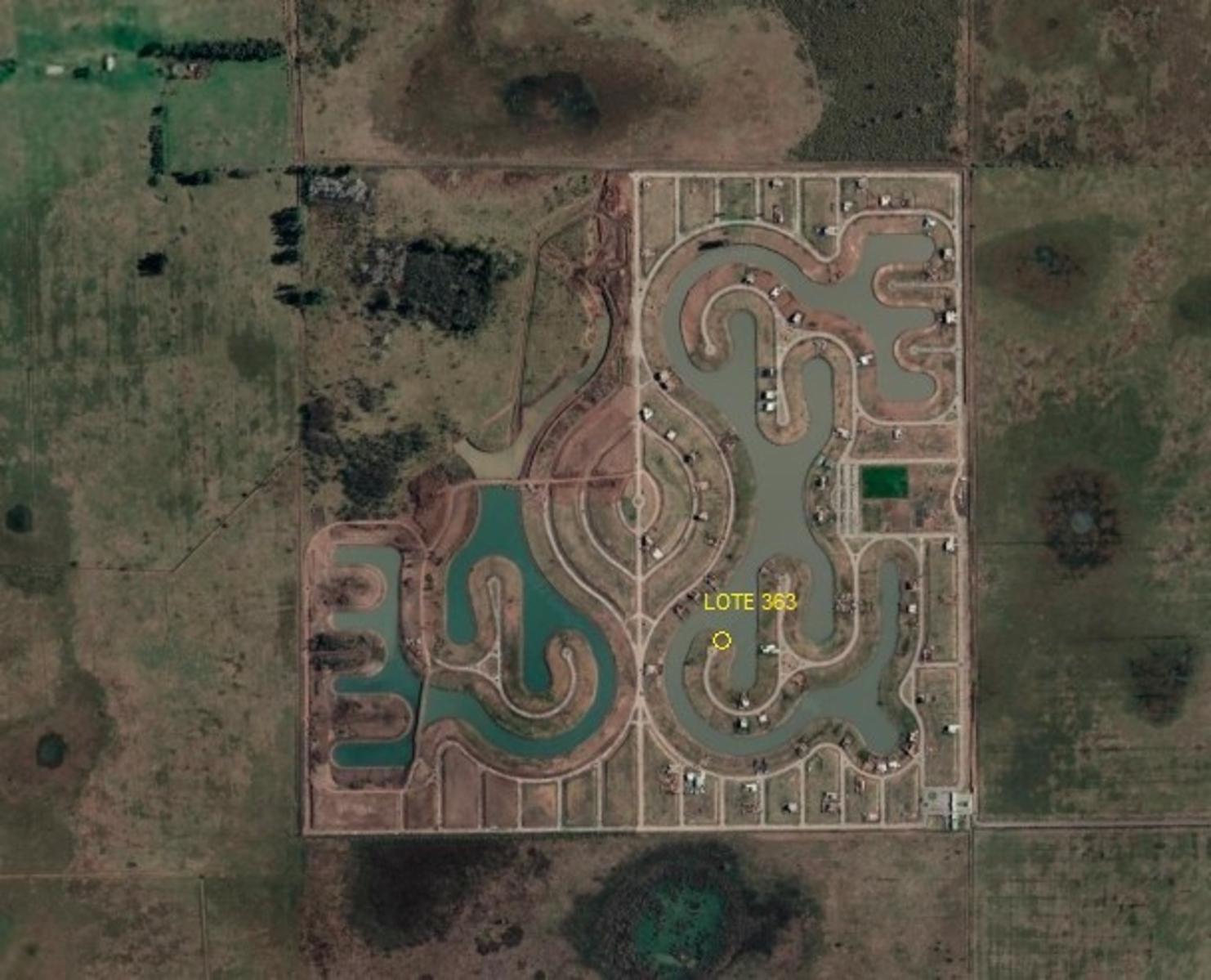 Venta de lote en Country Santa Clara