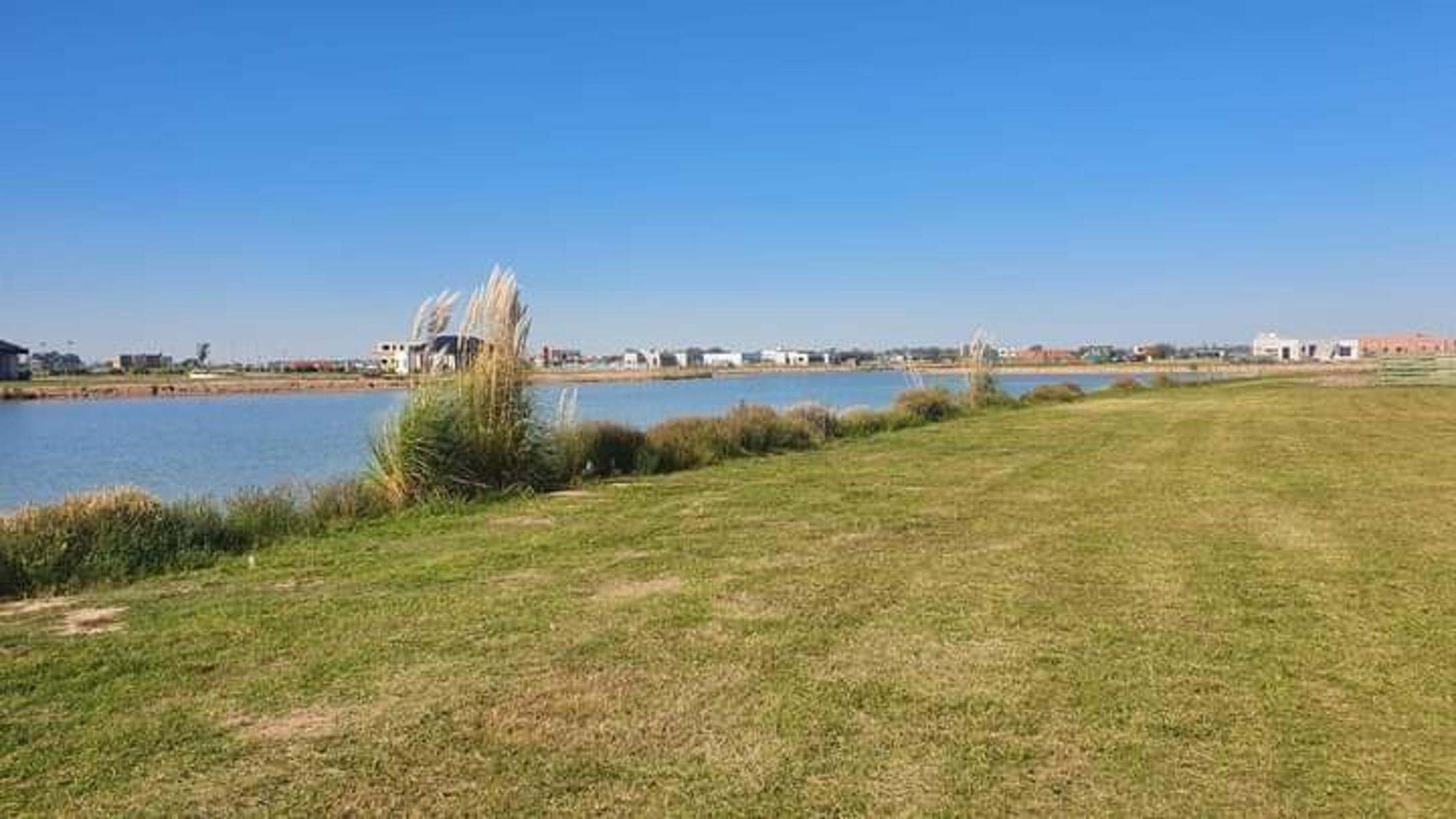 Venta de lote en Country Santa Clara — foto 9
