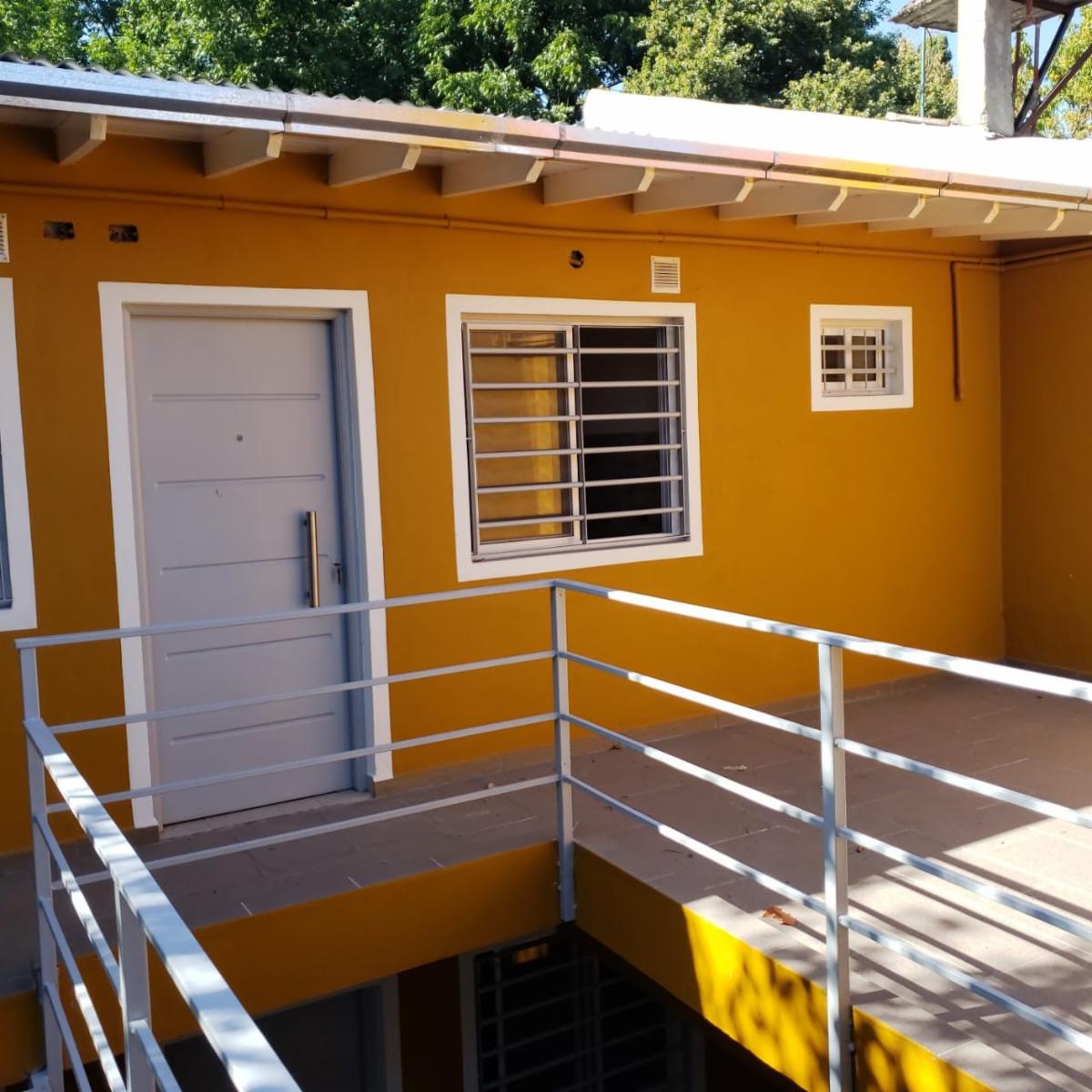 Alquiler de monoambiente en Burzaco - 1