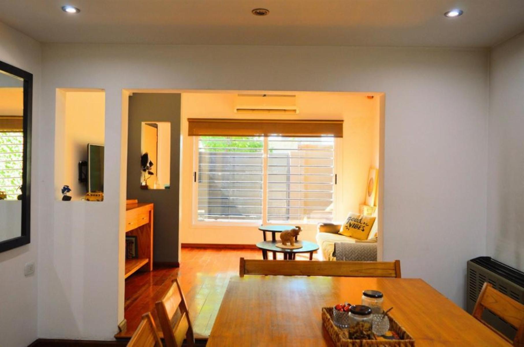 Venta de importante chalet en Rafael Calzada — foto 12