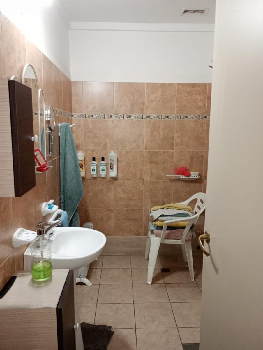 Venta de casa en Llavallol — foto 12
