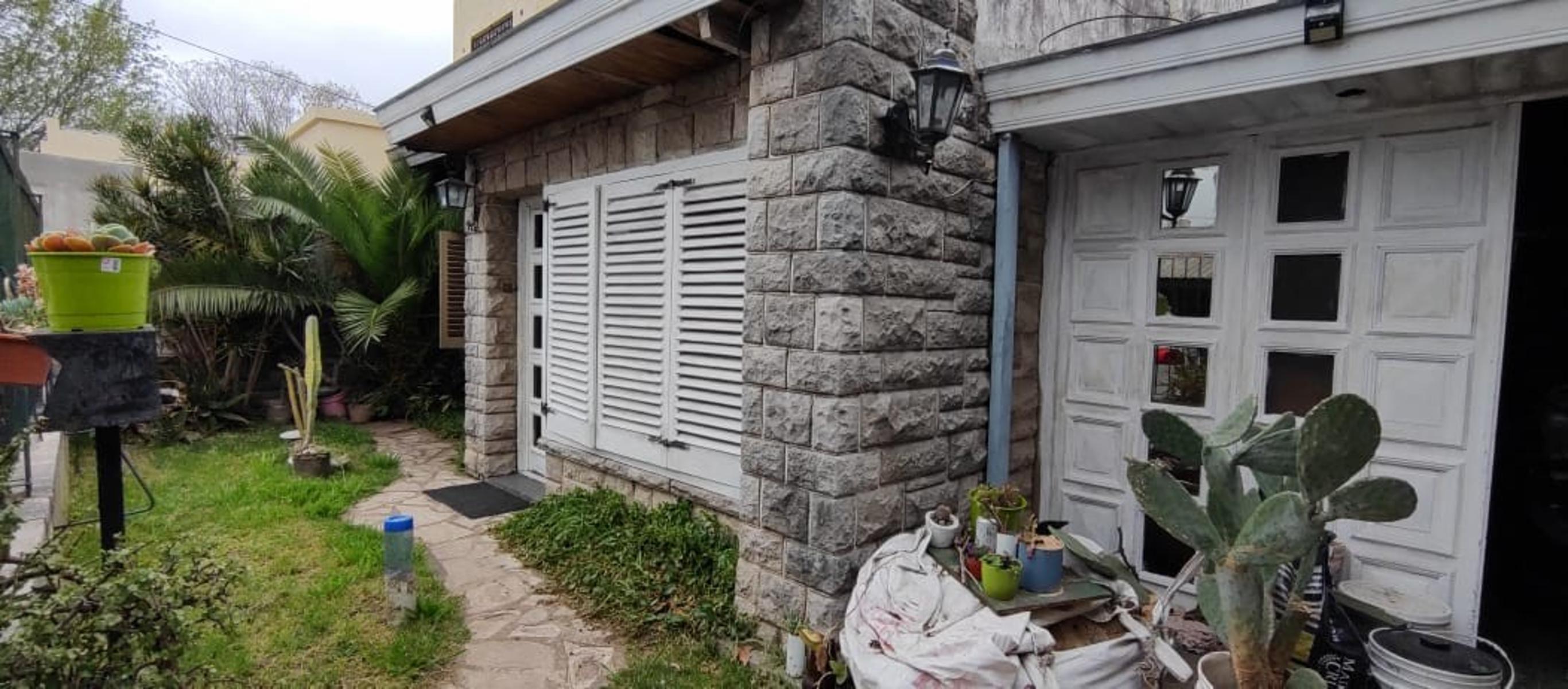 Venta de casa en Llavallol — foto 2