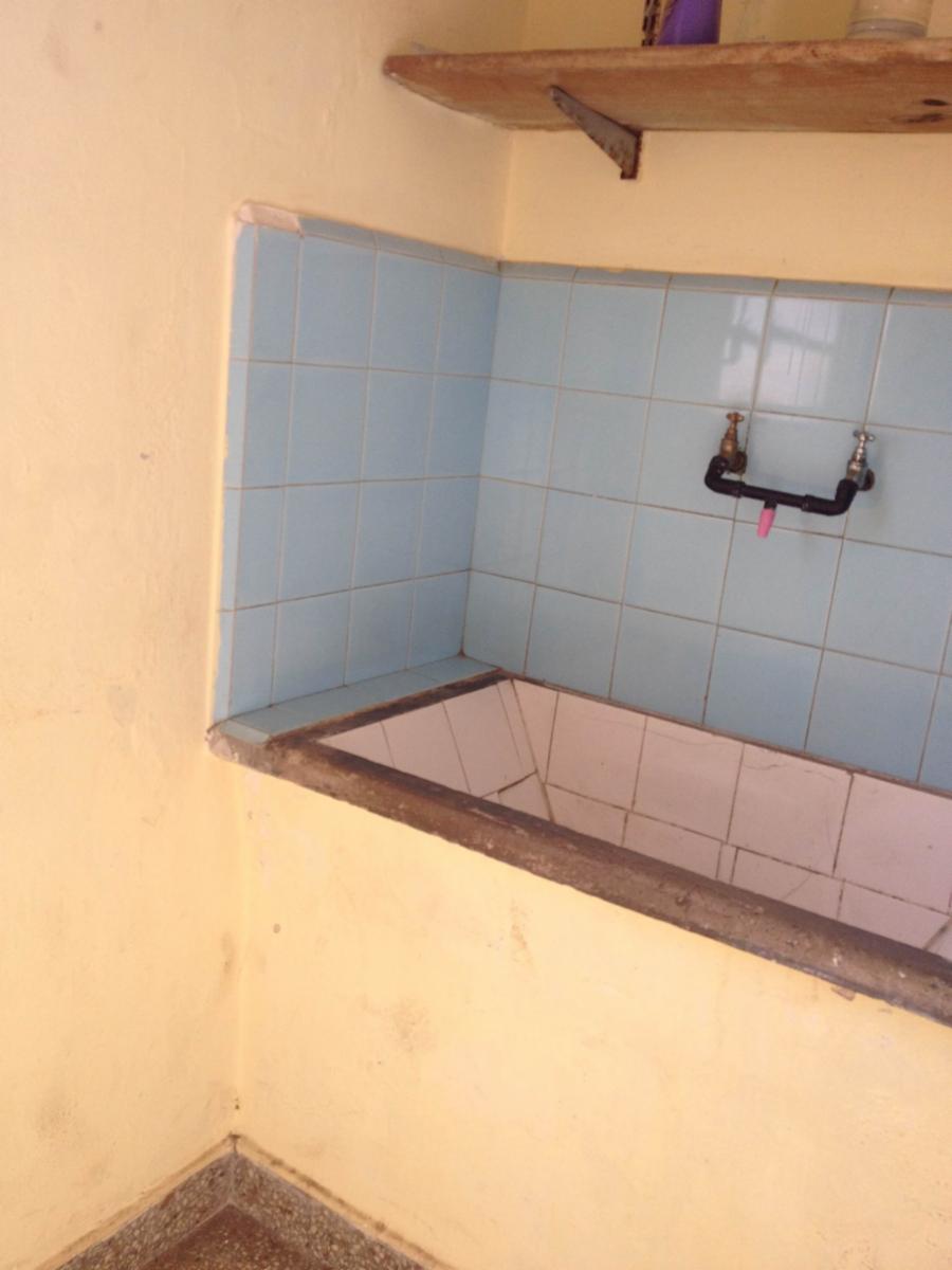 Alquiler de departamento con tres habitaciones y amplia terraza en Burzaco - 3
