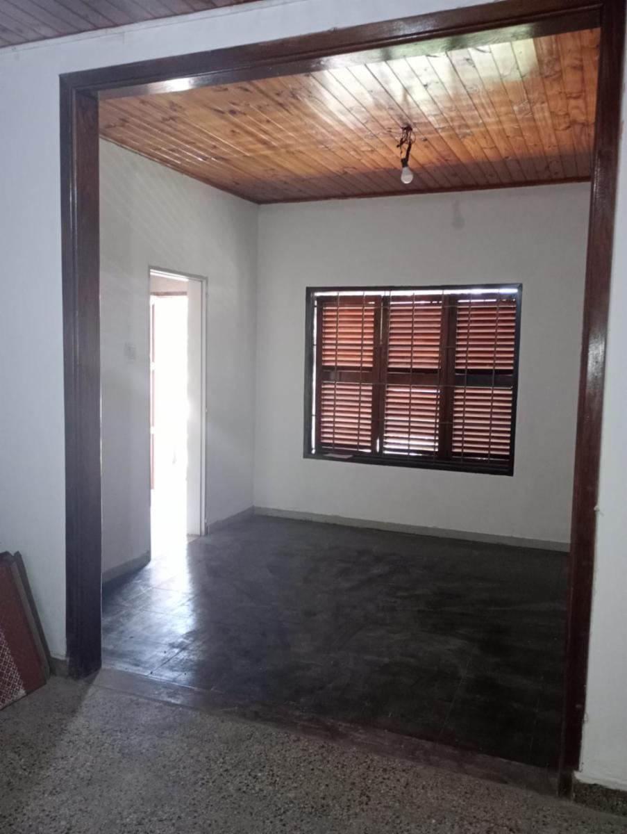 Alquiler de casa en Burzaco - 9