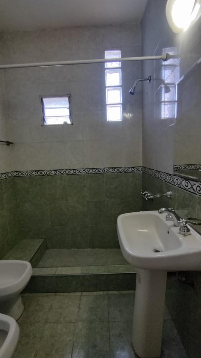 Alquiler de departamento de tres ambientes en Adrogué - 5